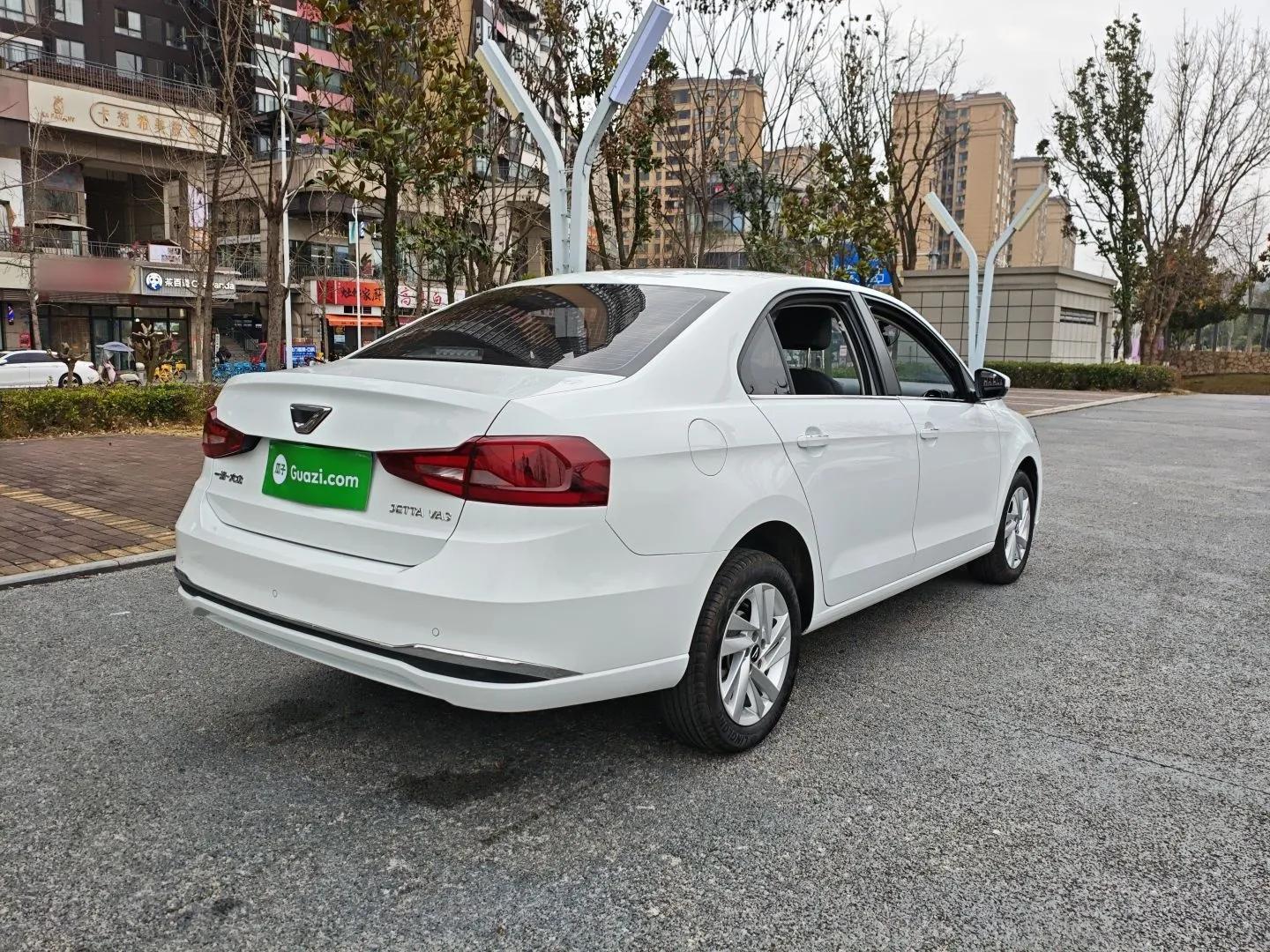 Jetta VA3 2019 1.5L Automatic Enjoyment Edition — миниатюра 5