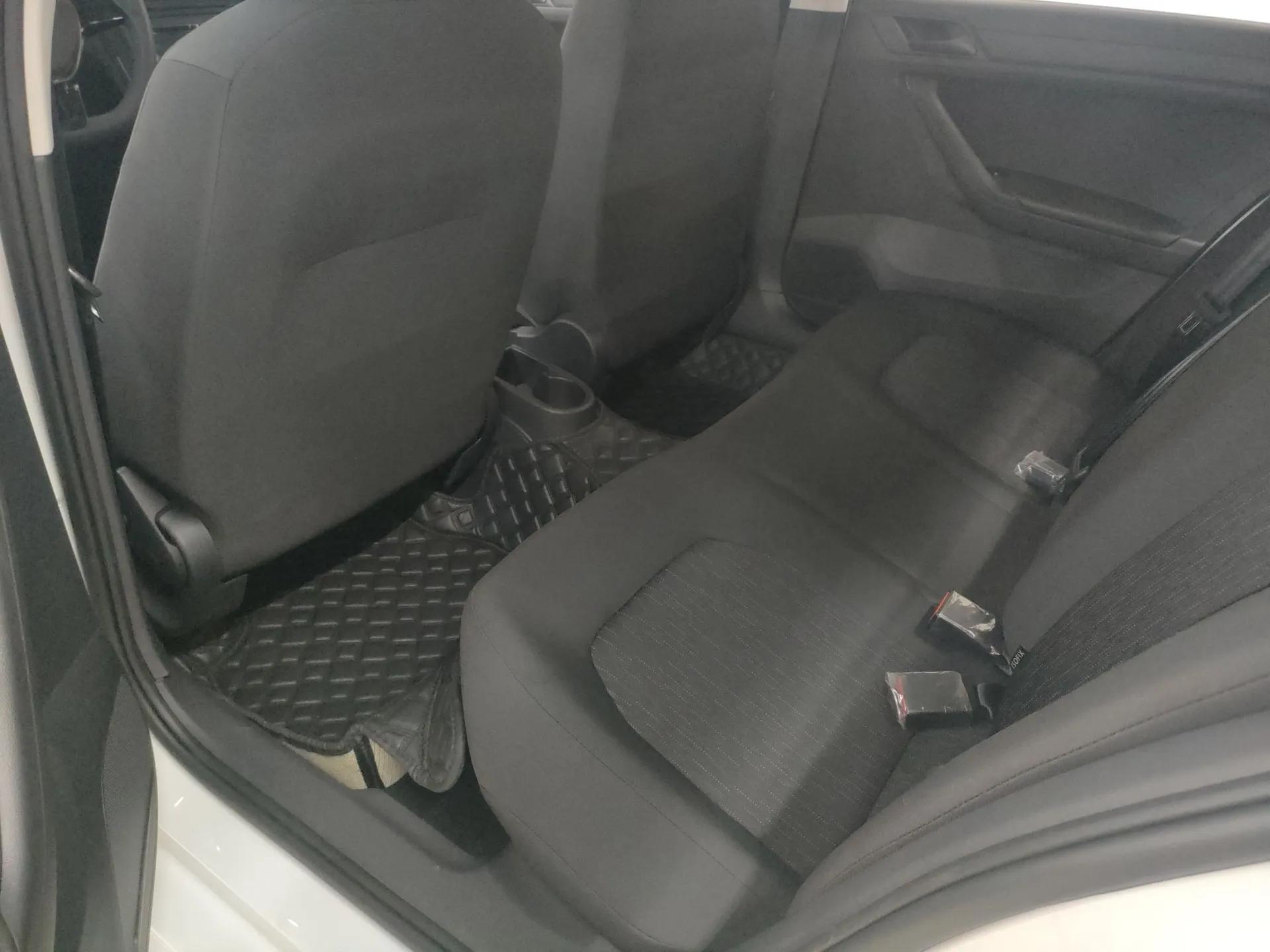 Jetta VA3 2024 1.5L Manual Entry-Level Version — миниатюра 20