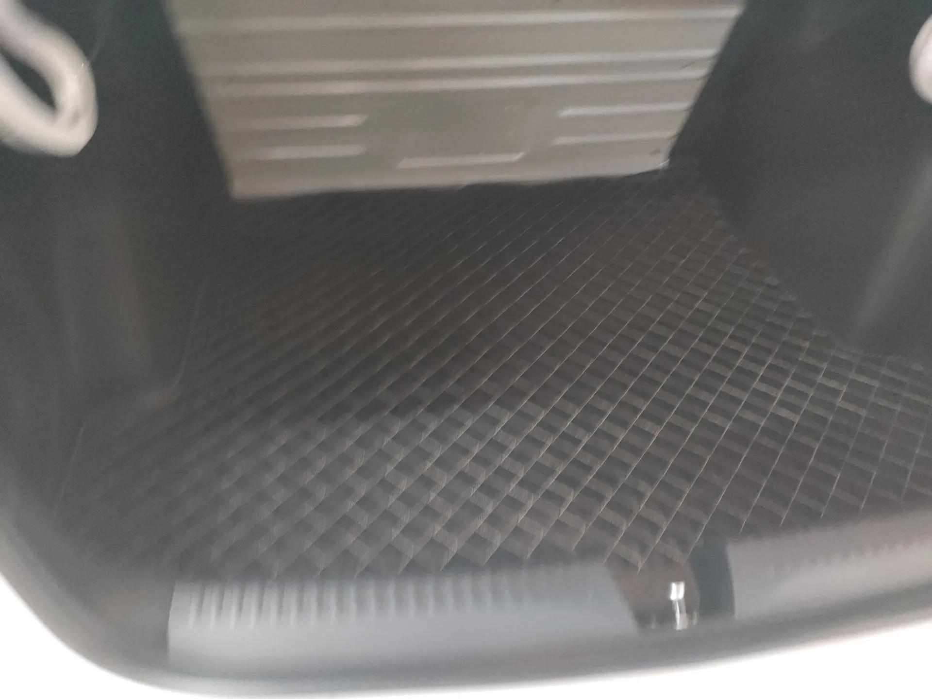 Jetta VA3 2024 1.5L Manual Entry-Level Version — миниатюра 22