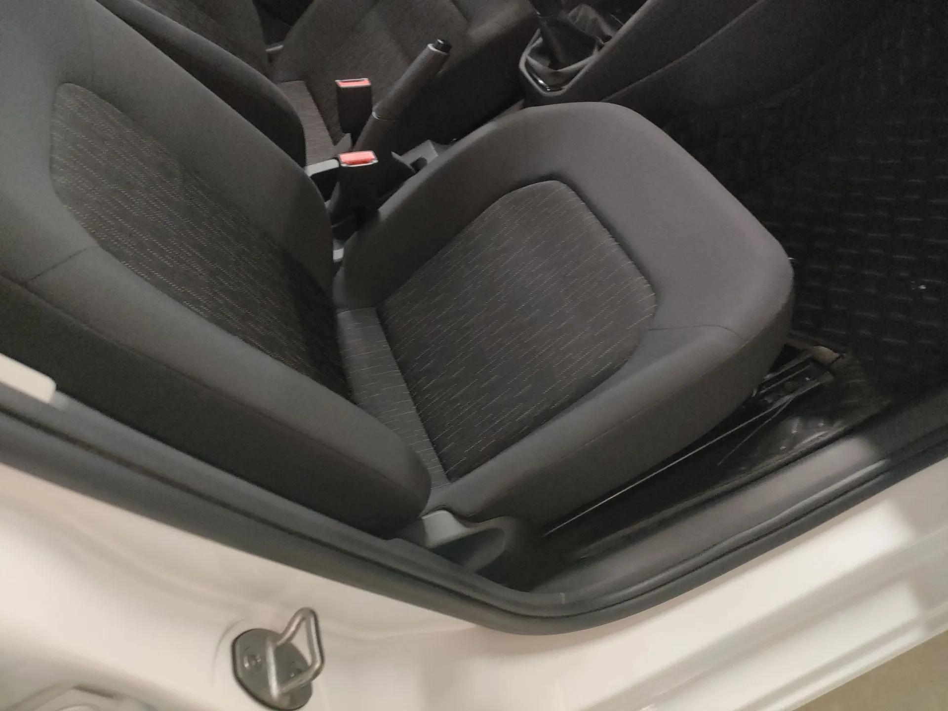 Jetta VA3 2024 1.5L Manual Entry-Level Version — миниатюра 23