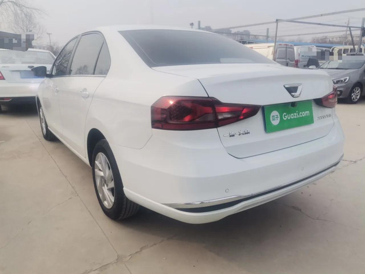 Jetta VA3 2019 1.5L Automatic Enjoyment Edition — миниатюра 4