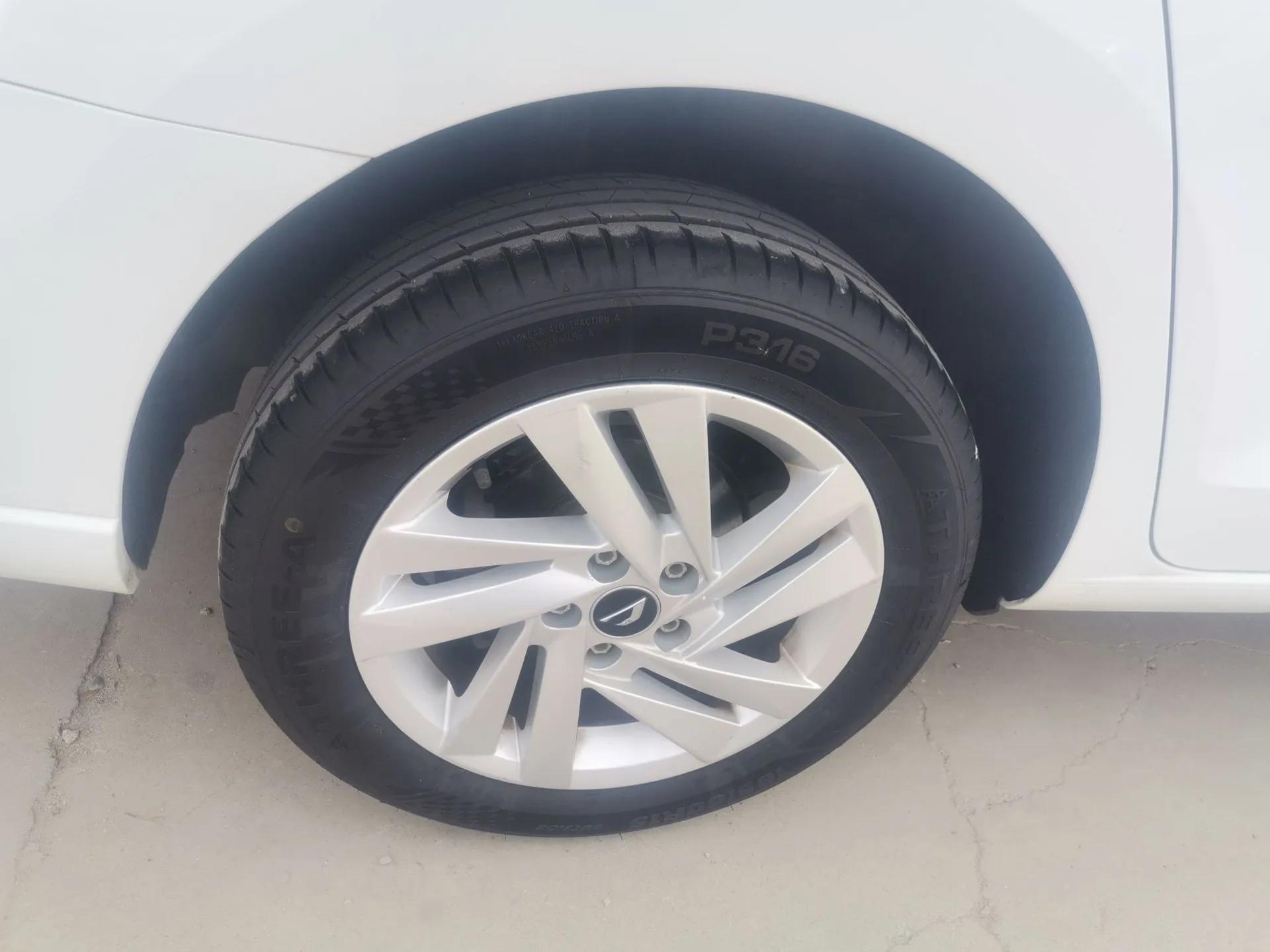 Jetta VA3 2019 1.5L Automatic Enjoyment Edition — миниатюра 10