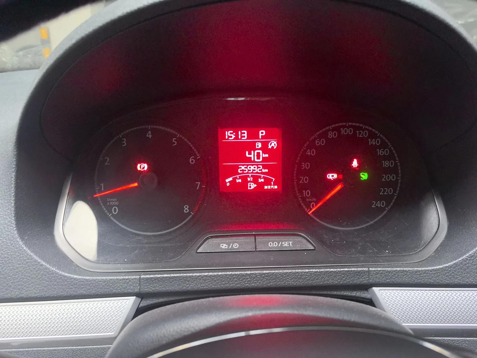 Jetta VA3 2019 1.5L Automatic Enjoyment Edition — миниатюра 12