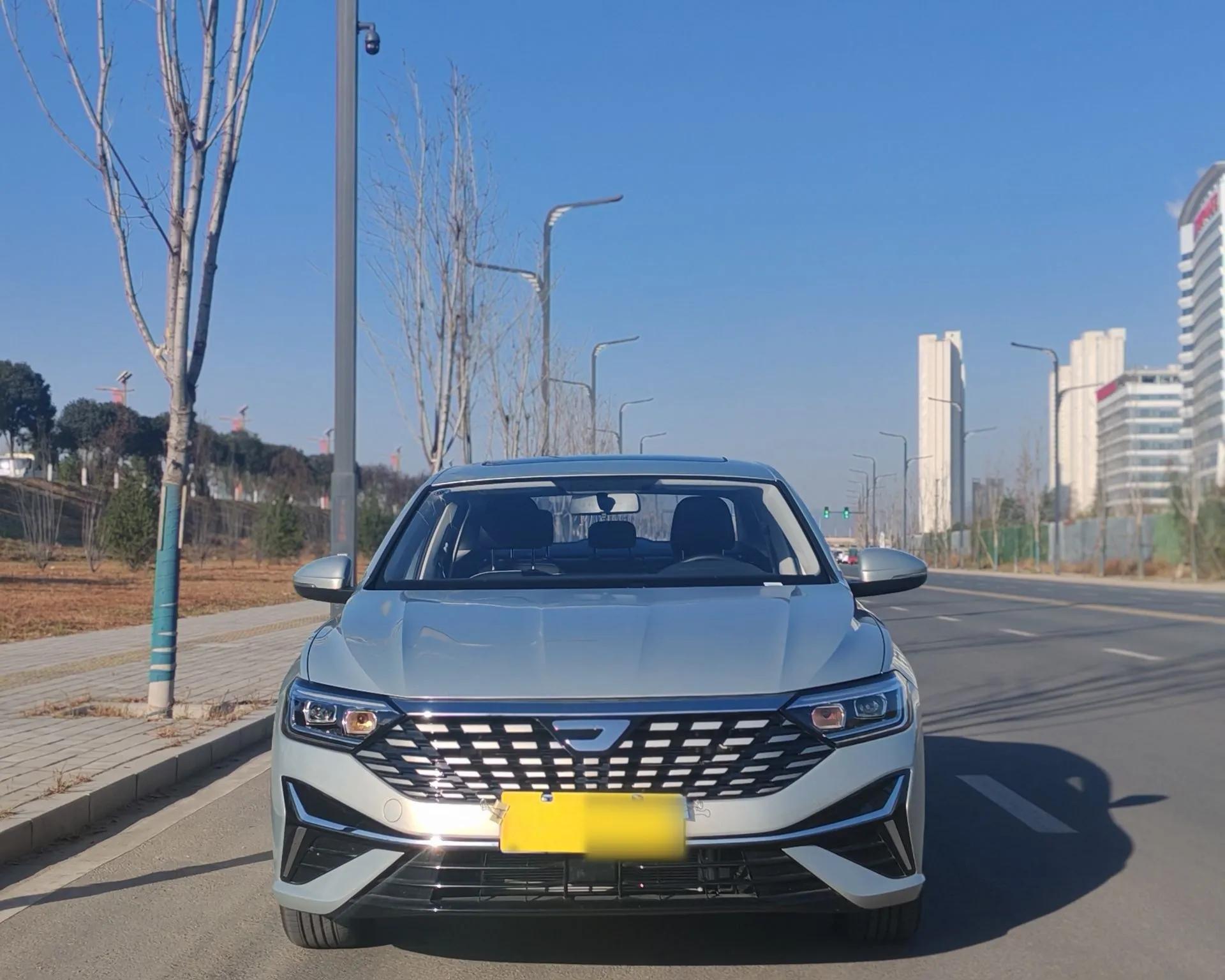 Jetta VA7 2025 1.4T First-Come First-Served Edition — миниатюра 3