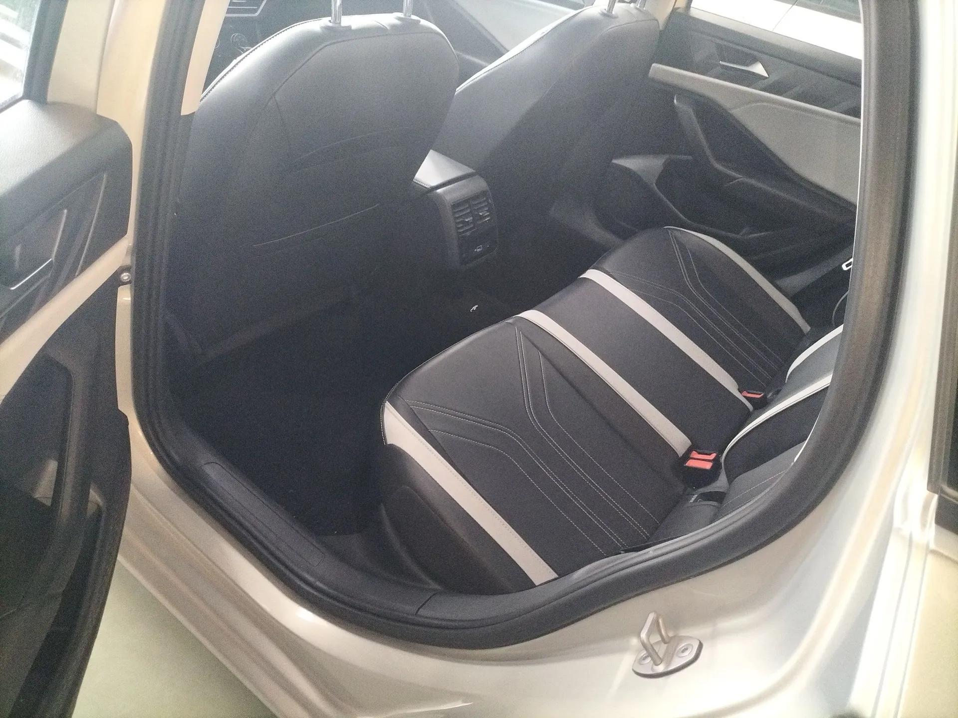 Jetta VA7 2025 1.4T First-Come First-Served Edition — миниатюра 22