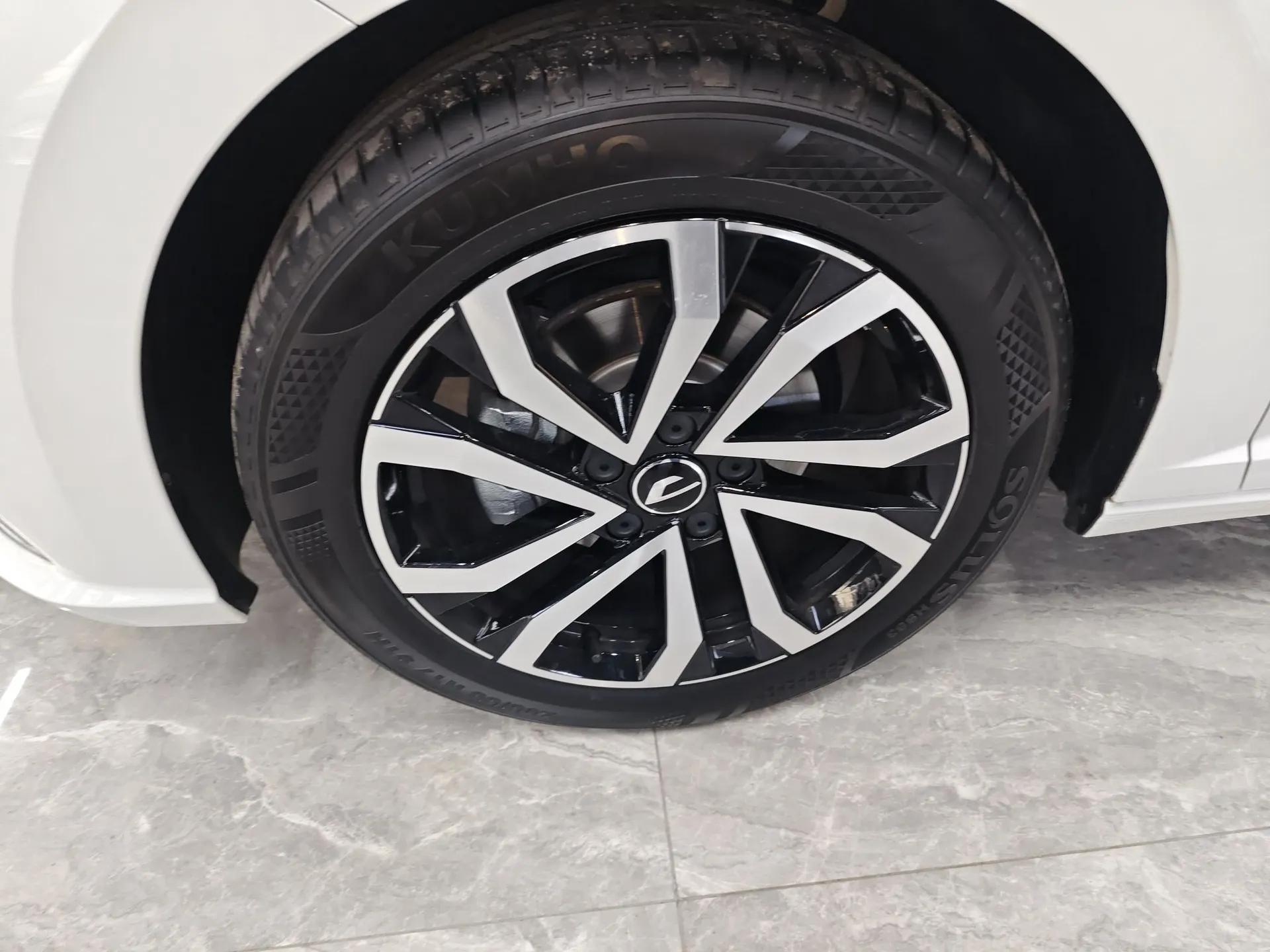 Jetta VA7 2025 1.4T First-Come First-Served Edition — миниатюра 8
