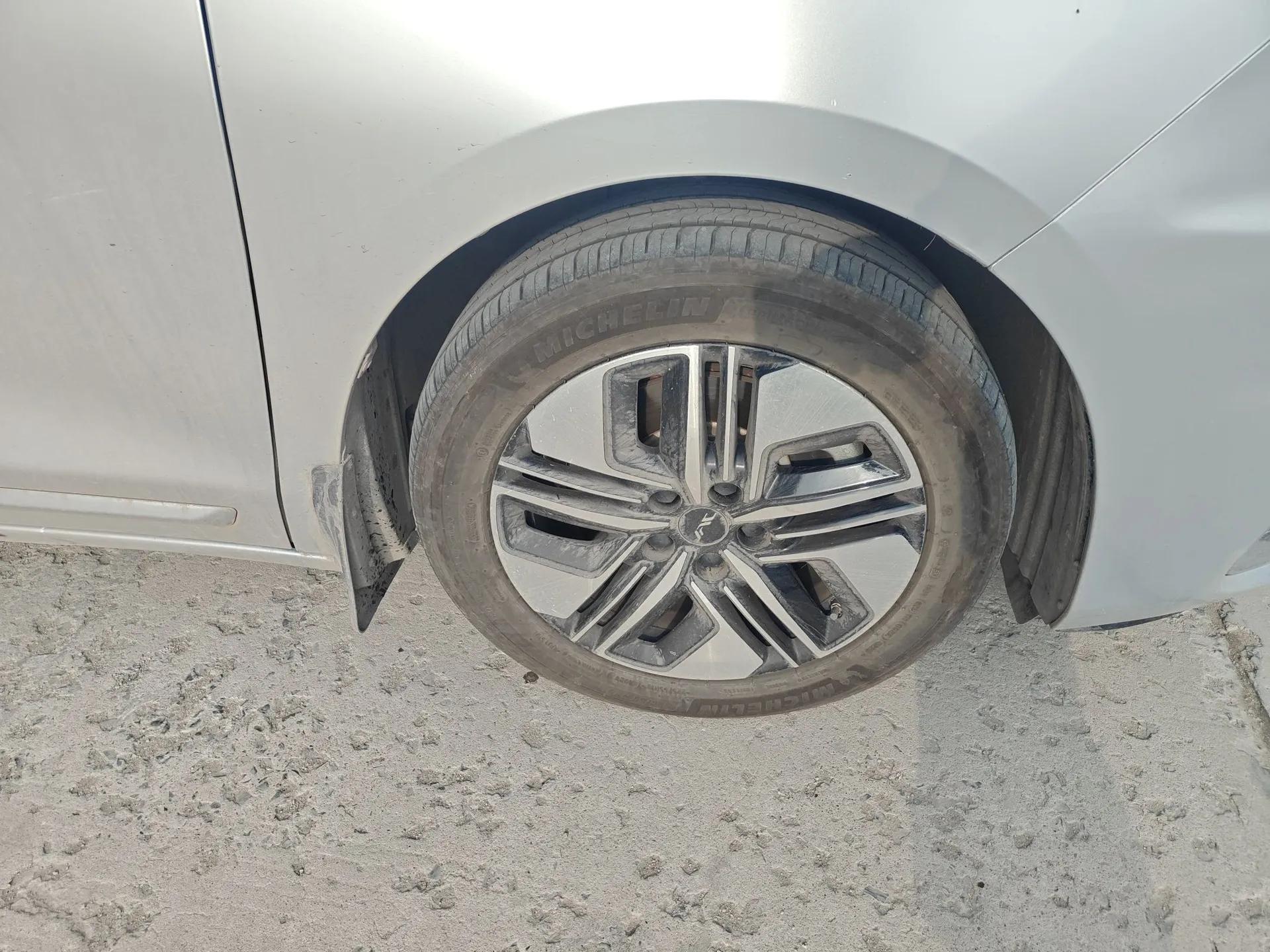 JAC Refine RF8 PHEV 2024 Zhiling Edition 1.5T 150KM Flagship Model – Lithium Iron Phosphate — миниатюра 8