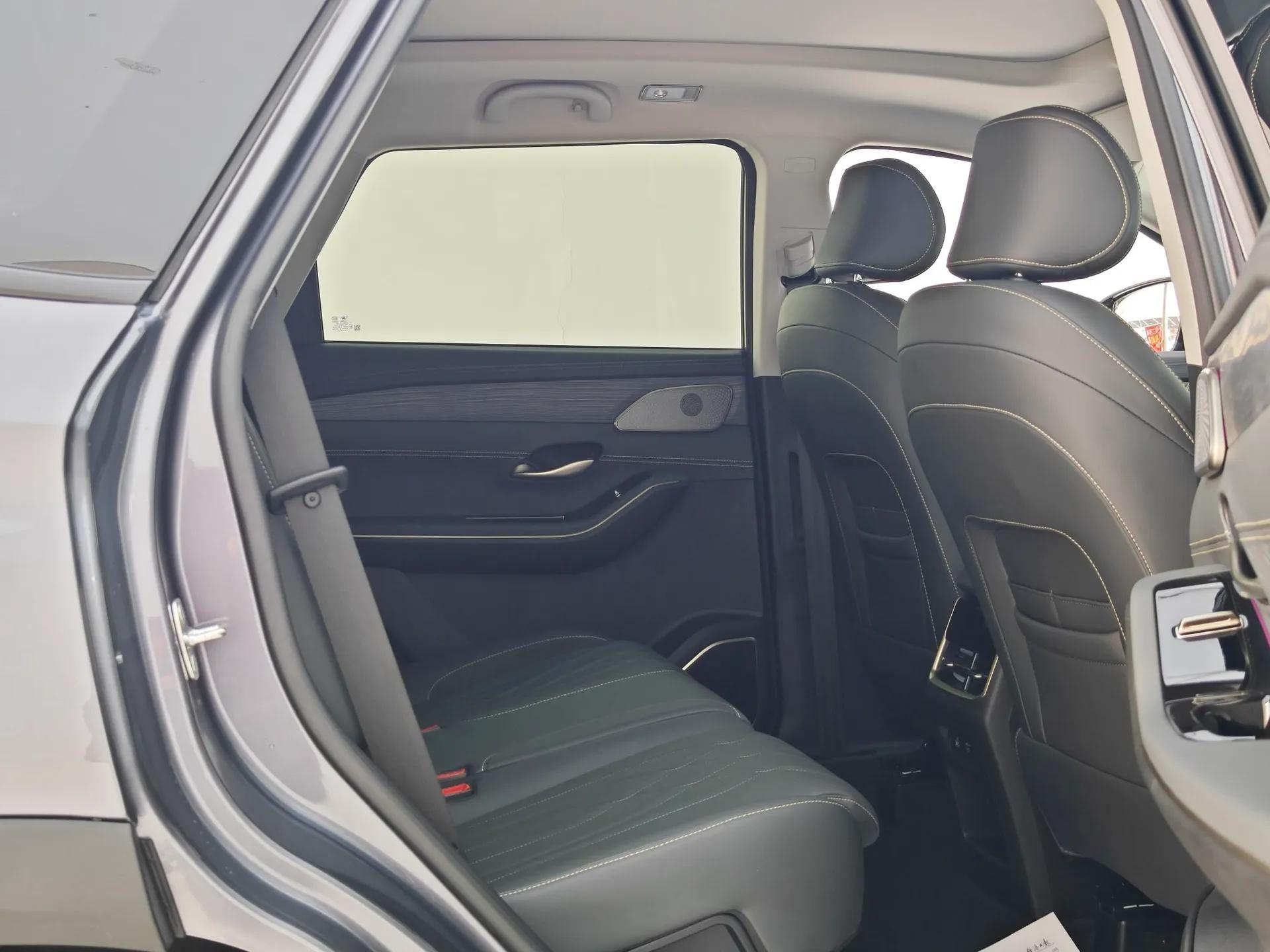 JETOUR Shanhai L9 2024 1.5TD 2DHT Max 5-Seater — миниатюра 24