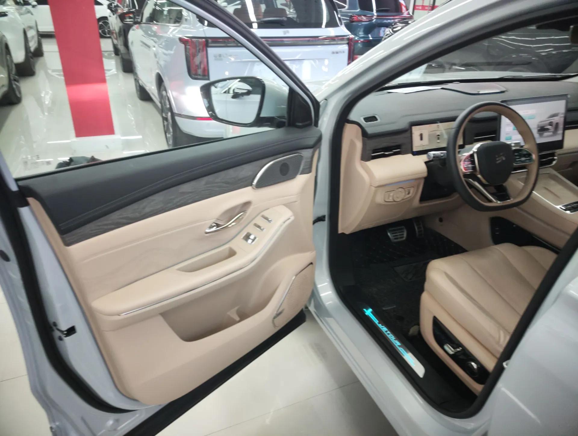 JETOUR Shanhai L9 2025 1.5TD 2DHT Flagship Edition 6 Seats — миниатюра 19