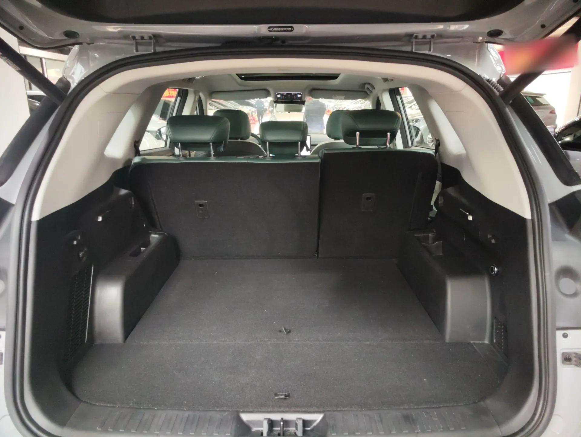 JETOUR Shanhai L9 2024 1.5TD 2DHT Pro 5-Seater — миниатюра 21