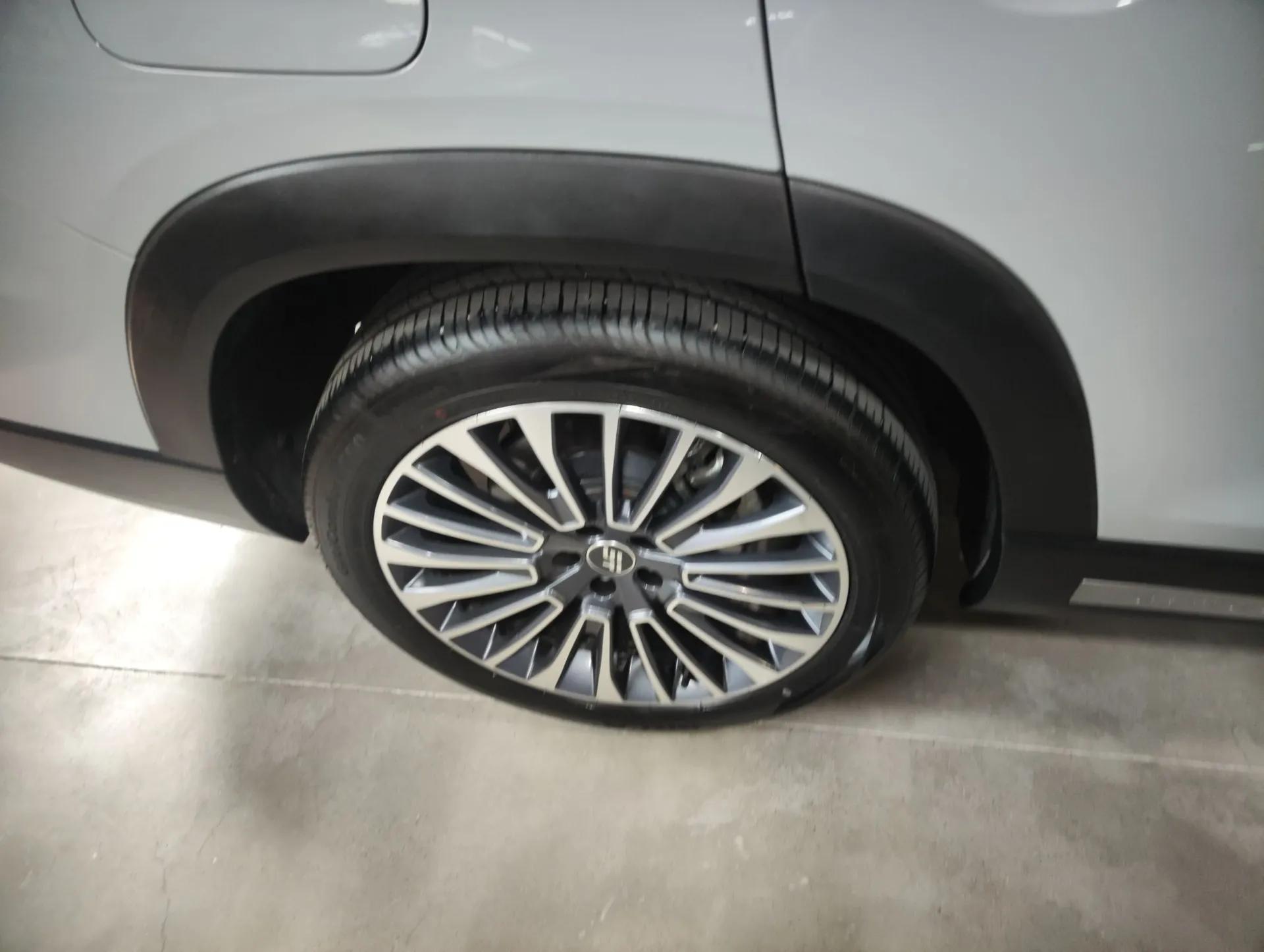 JETOUR Shanhai L9 2024 1.5TD 2DHT Pro 5-Seater — миниатюра 10