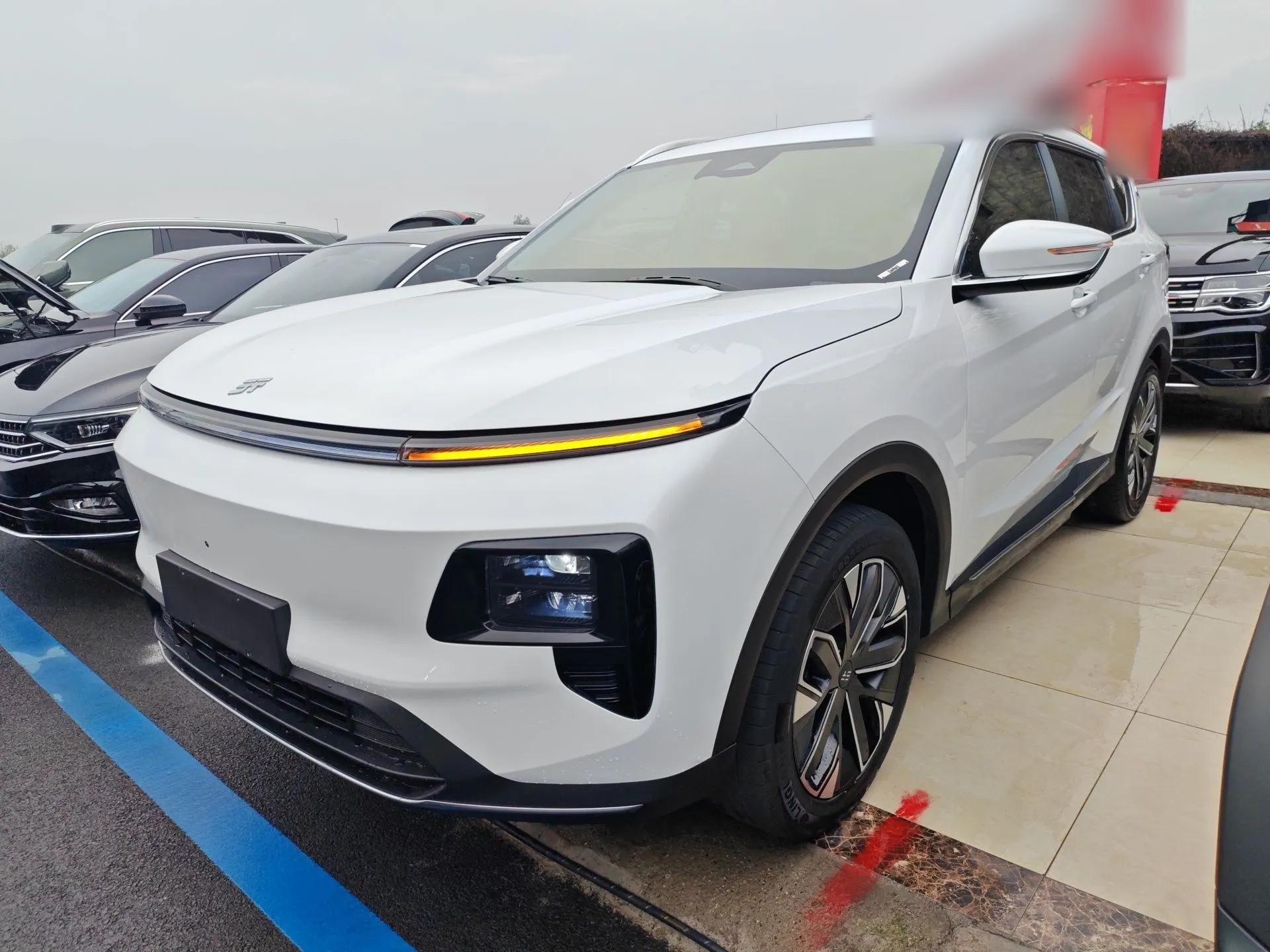 JETOUR Shanhai L7 2024 1.5T 120 km MAX 7-Seater — миниатюра 1