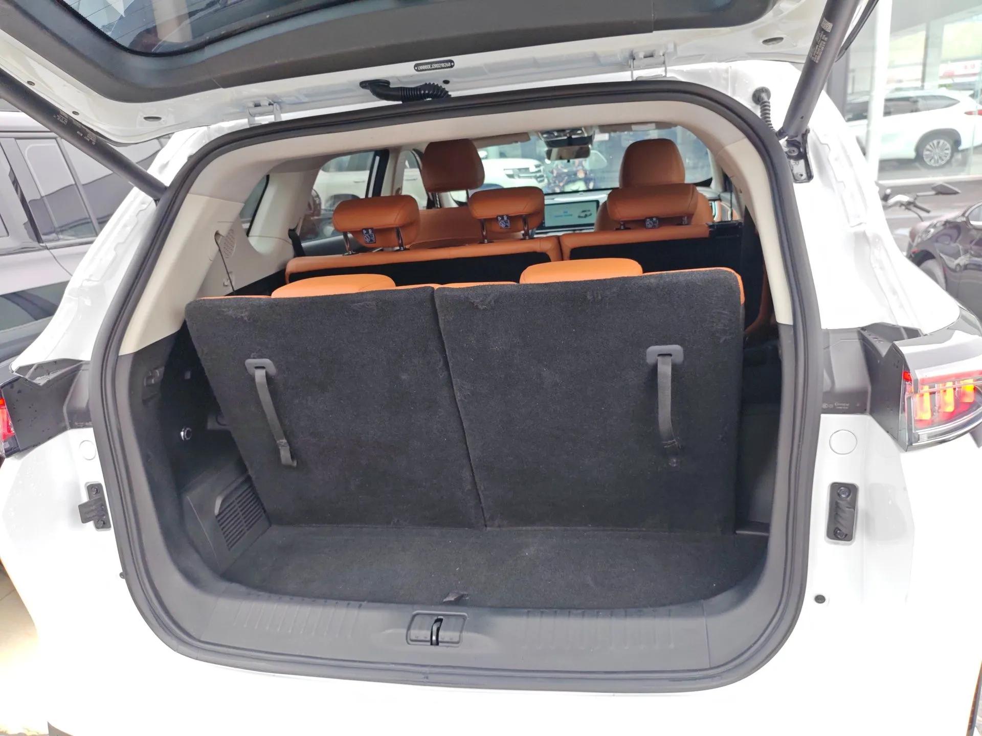 JETOUR Shanhai L7 2024 1.5T 120 km MAX 7-Seater — миниатюра 21