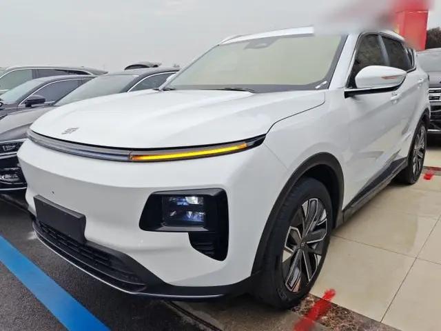 JETOUR Shanhai L7 2024 1.5T 120 km MAX 7-Seater