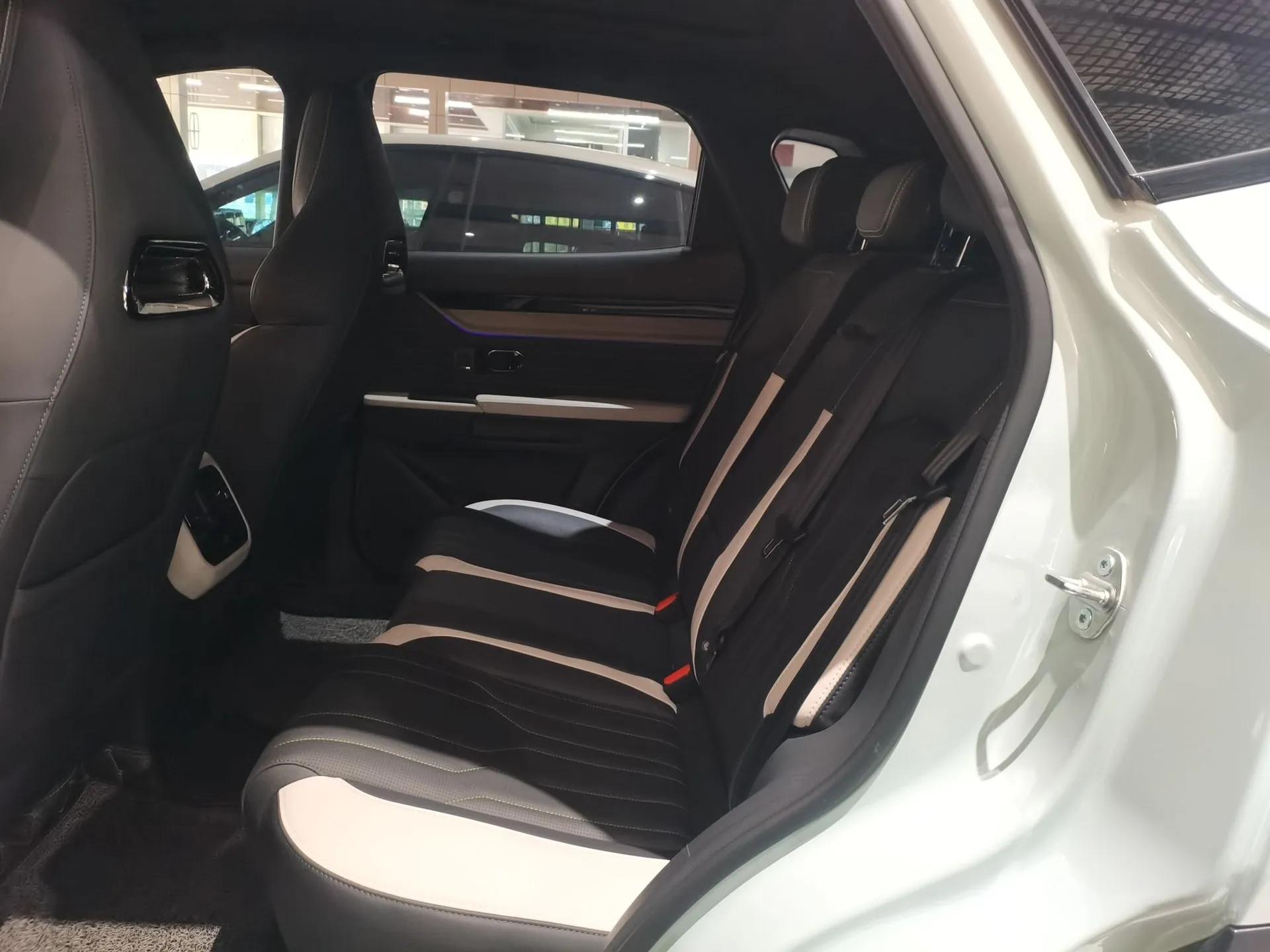 JETOUR Shanhai L6 2024 1.5TD DHT ULTRA — миниатюра 22