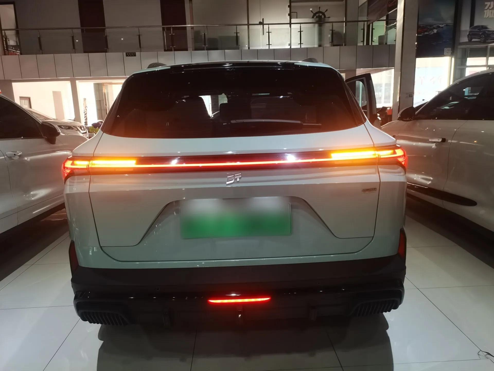 JETOUR Shanhai L6 2024 1.5TD DHT ULTRA — миниатюра 6
