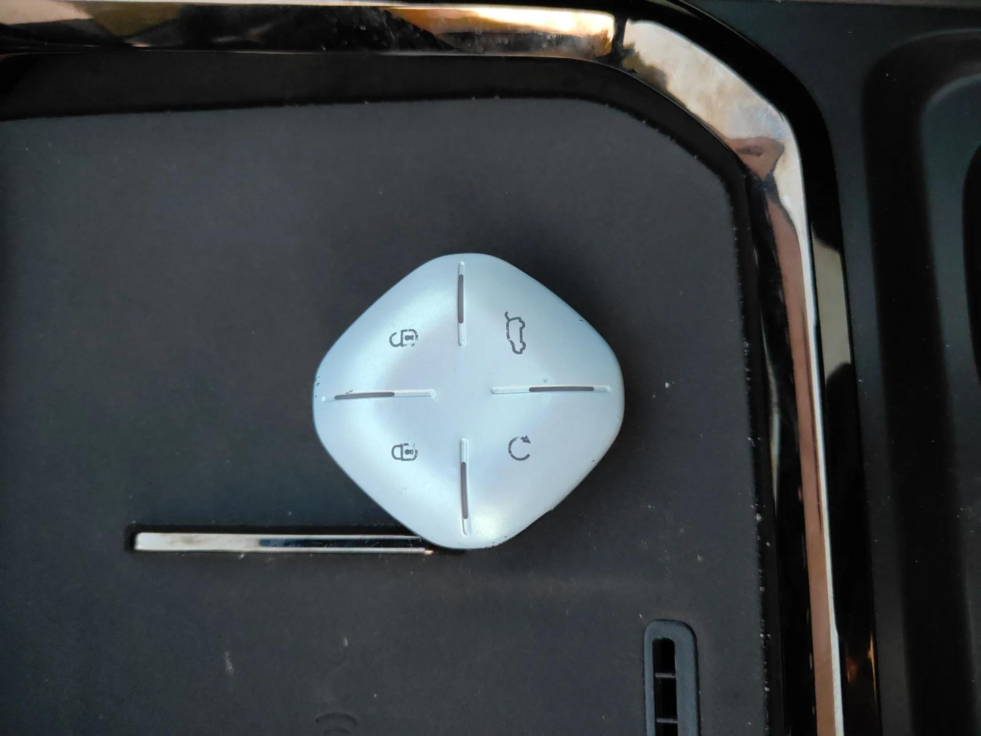 JETOUR Shanhai L6 2024 1.5TD DHT ULTRA — миниатюра 19