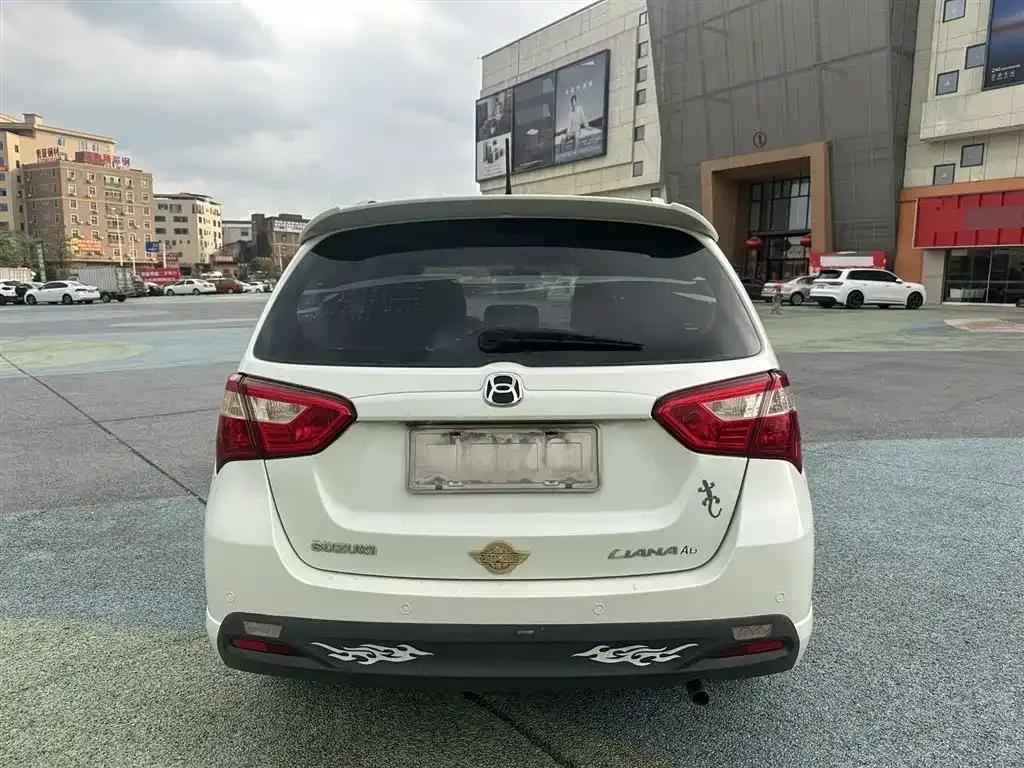 Liana A6 2014 Hatchback 1.5L Automatic Enjoyment Edition — миниатюра 9