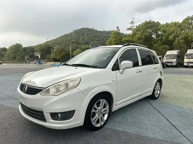 Liana A6 2014 Hatchback 1.5L Automatic Enjoyment Edition