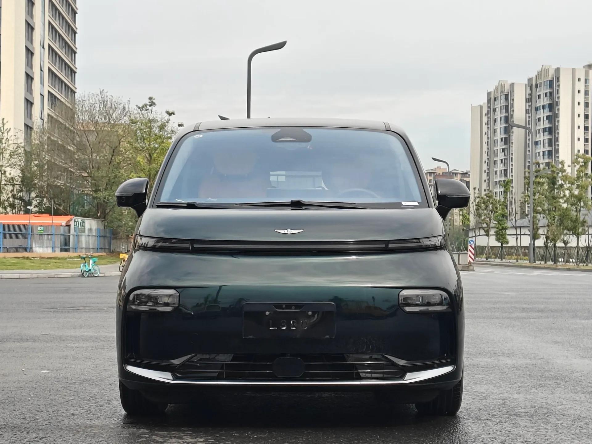 Geely Galaxy LEVC L380 2024 140-Degree 6-Seater All-Wheel-Drive Ultra — миниатюра 3