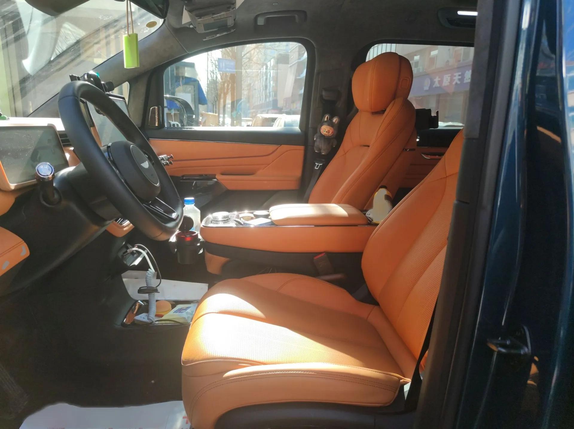 Geely Galaxy LEVC L380 2024 140-Degree 8-Seater Four-Wheel Drive Max — миниатюра 14
