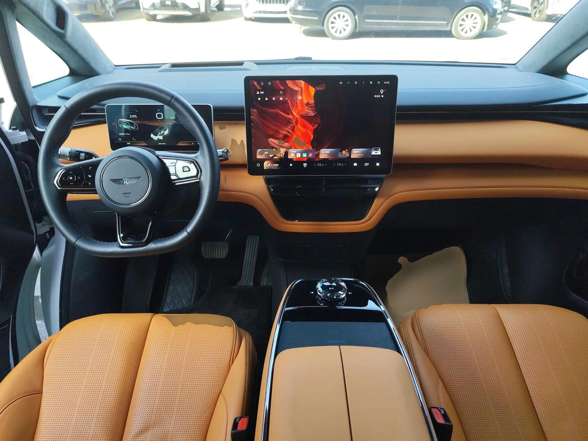 Geely Galaxy LEVC L380 2024 140-Degree 6-Seater All-Wheel-Drive Ultra — миниатюра 12