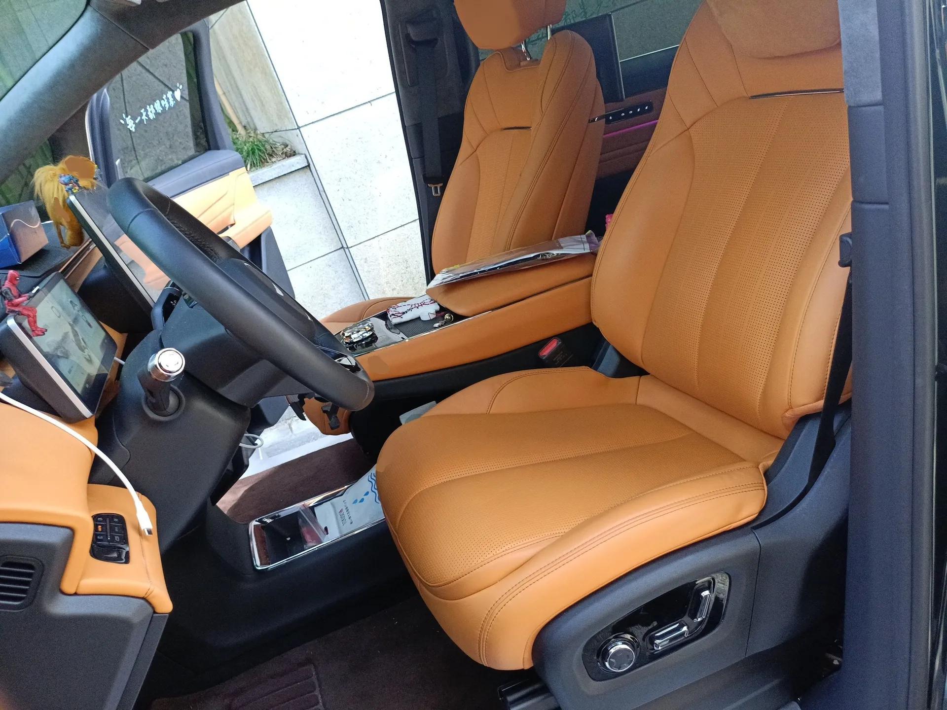 Geely Galaxy LEVC L380 2024 140-Degree 6-Seater All-Wheel-Drive Ultra — миниатюра 13