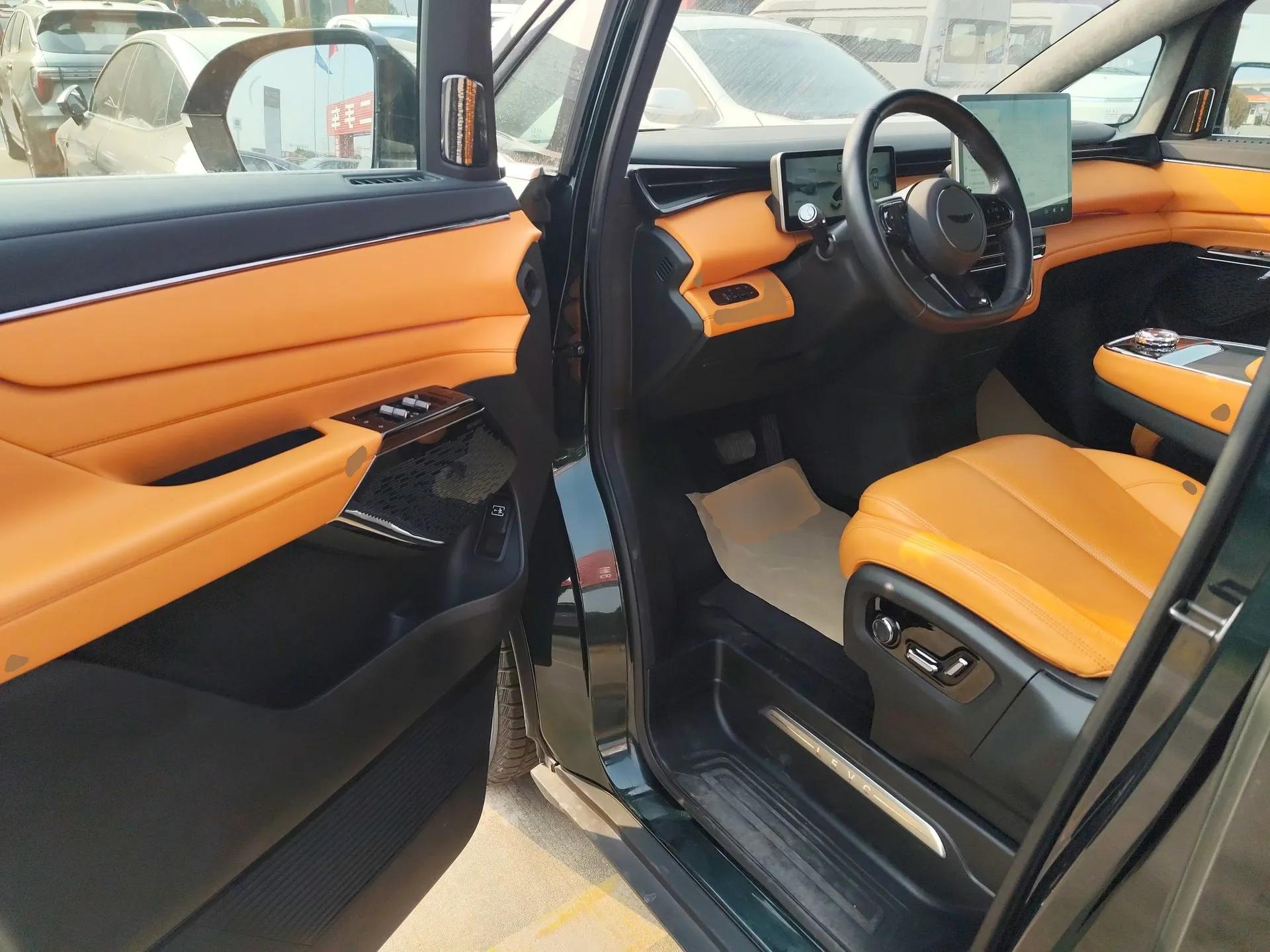 Geely Galaxy LEVC L380 2024 140-Degree 6-Seater All-Wheel-Drive Ultra — миниатюра 18