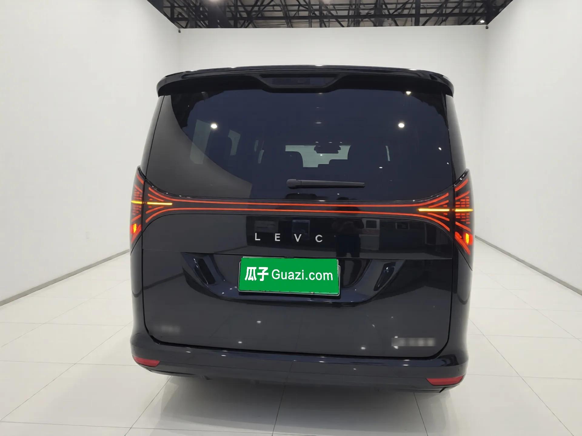 Geely Galaxy LEVC L380 2024 140-Degree 6-Seater All-Wheel-Drive Ultra — миниатюра 4
