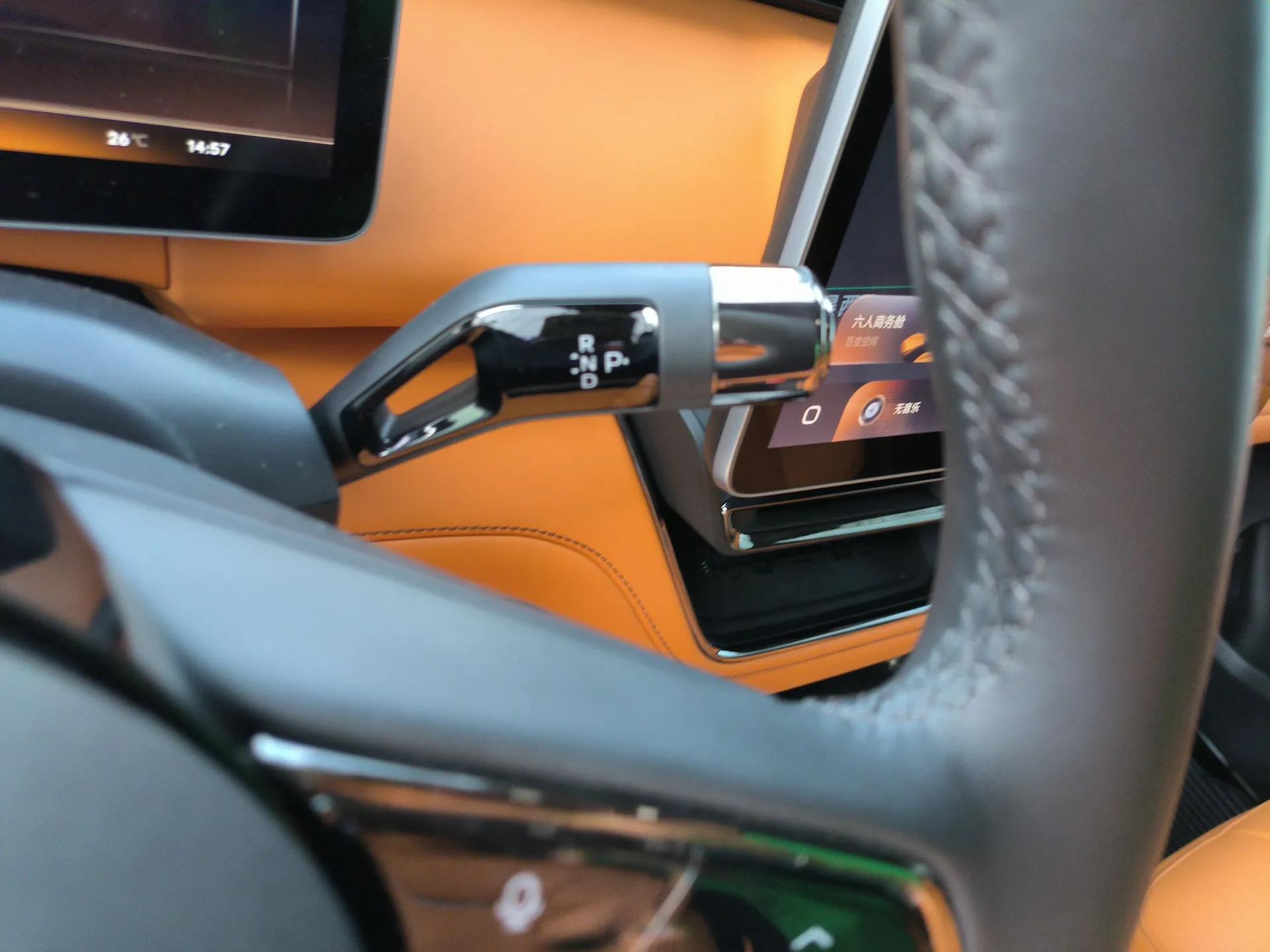Geely Galaxy LEVC L380 2025 805 km Flagship Version All-Wheel Drive — миниатюра 15
