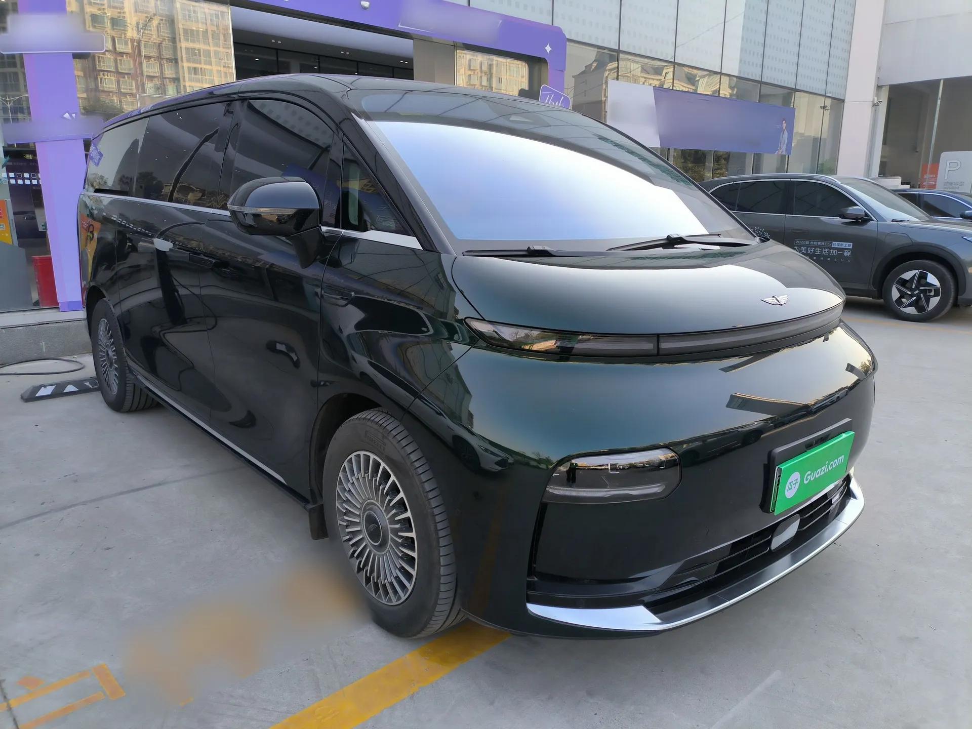 Geely Galaxy LEVC L380 2025 805 km Flagship Version All-Wheel Drive — миниатюра 4
