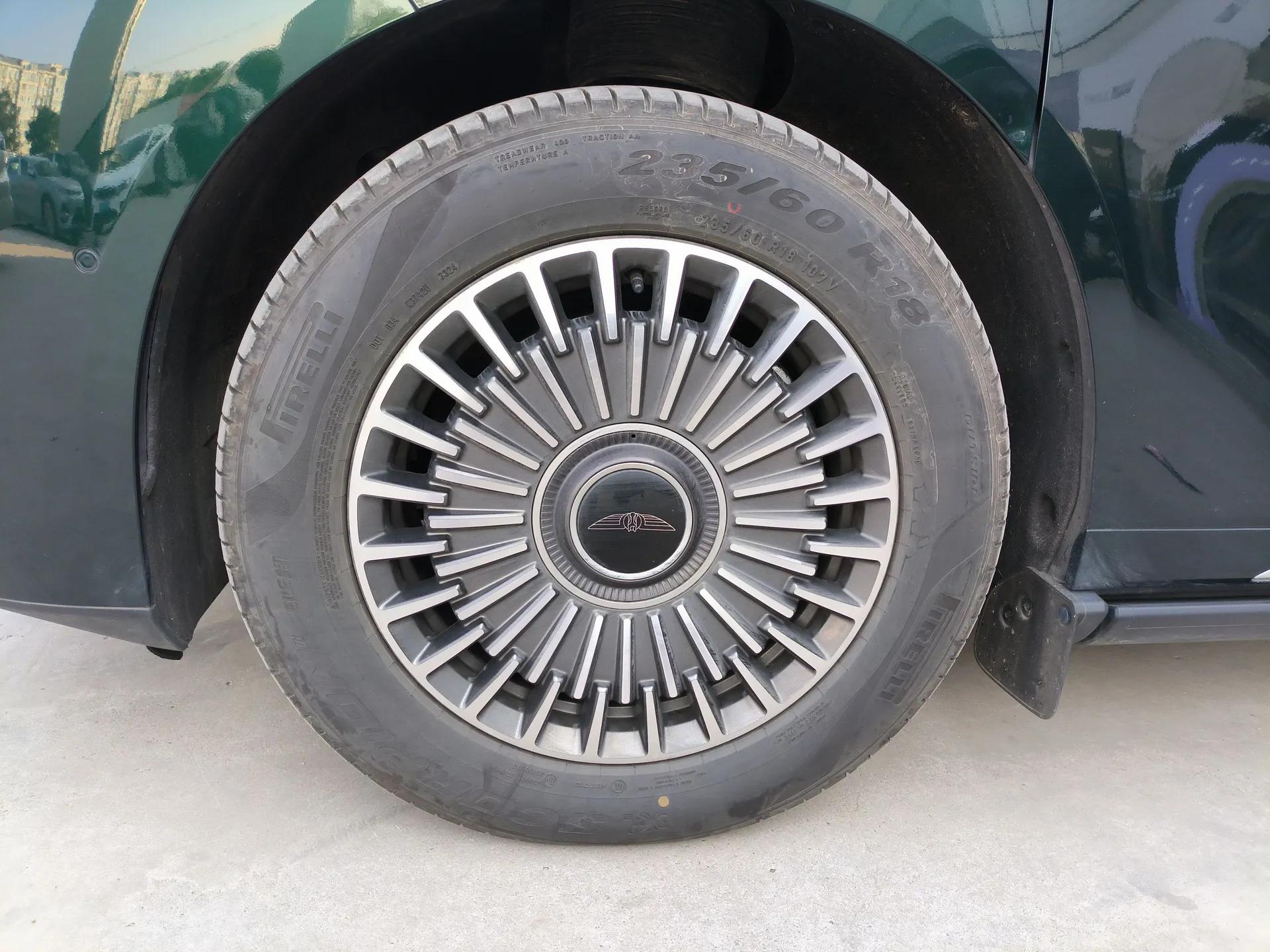 Geely Galaxy LEVC L380 2025 805 km Flagship Version All-Wheel Drive — миниатюра 9