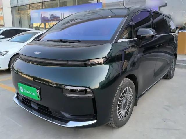Geely Galaxy LEVC L380 2025 805 km Flagship Version All-Wheel Drive