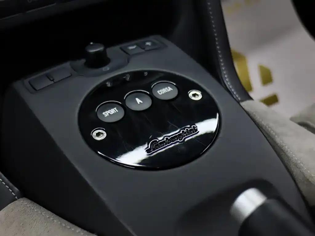 Gallardo 2012 LP560-4 Noctis Asia Pacific Limited Edition — миниатюра 19