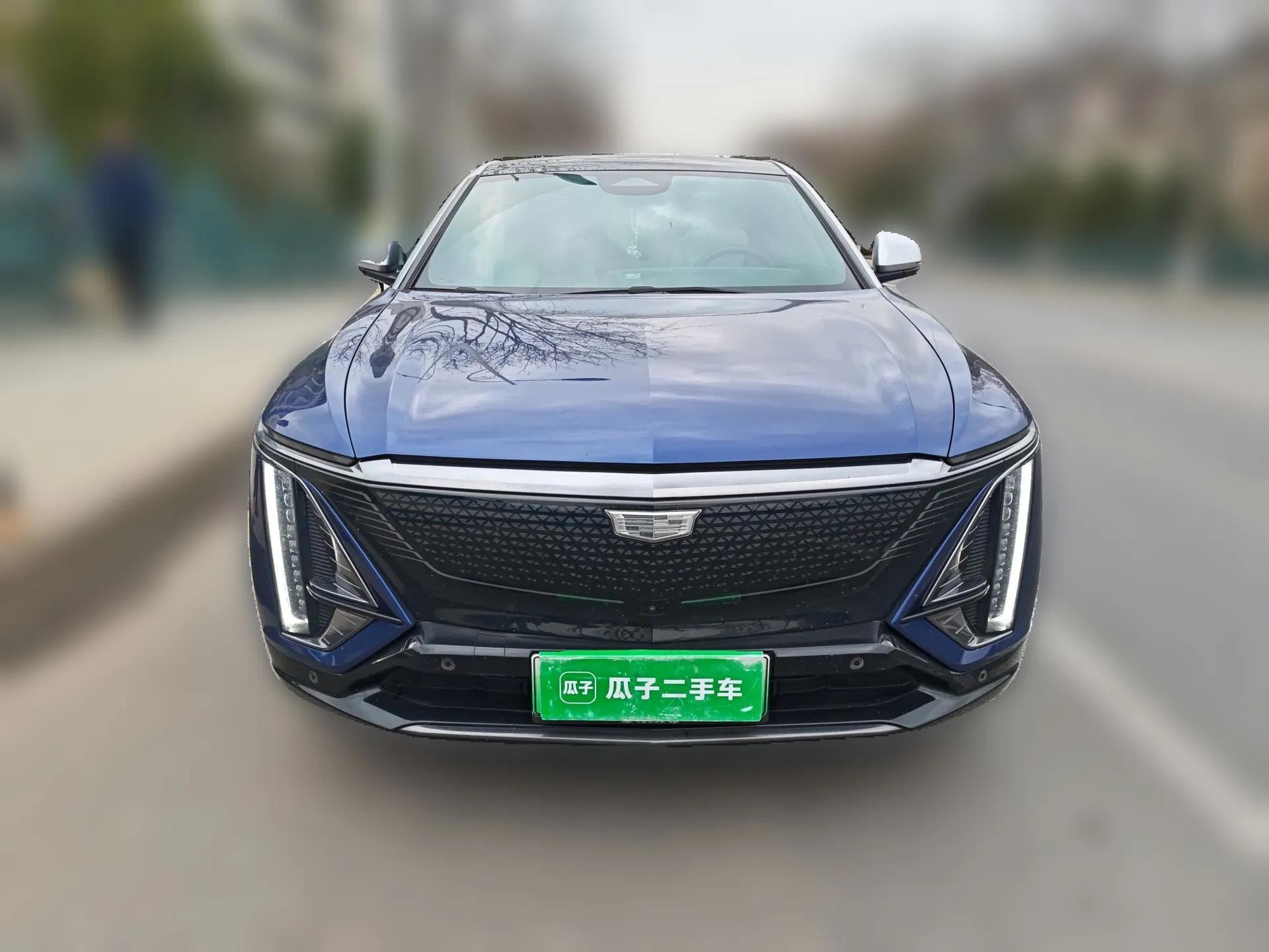 Cadillac LYRIQ 2022 Four-Wheel-Drive High-Performance Deluxe Edition — миниатюра 2