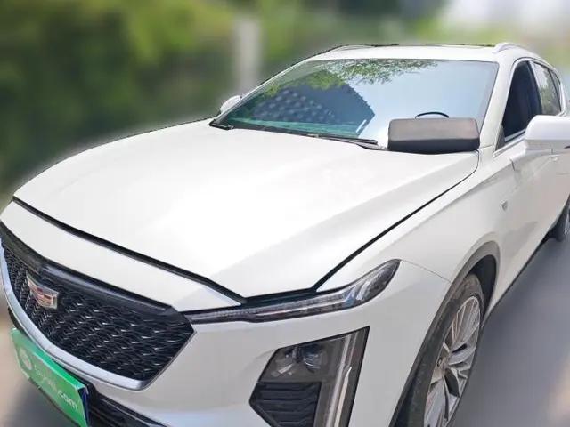 Cadillac GT4 2023 25T Luxury Model