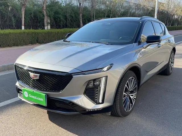 Cadillac GT4 2023 25T Luxury Model