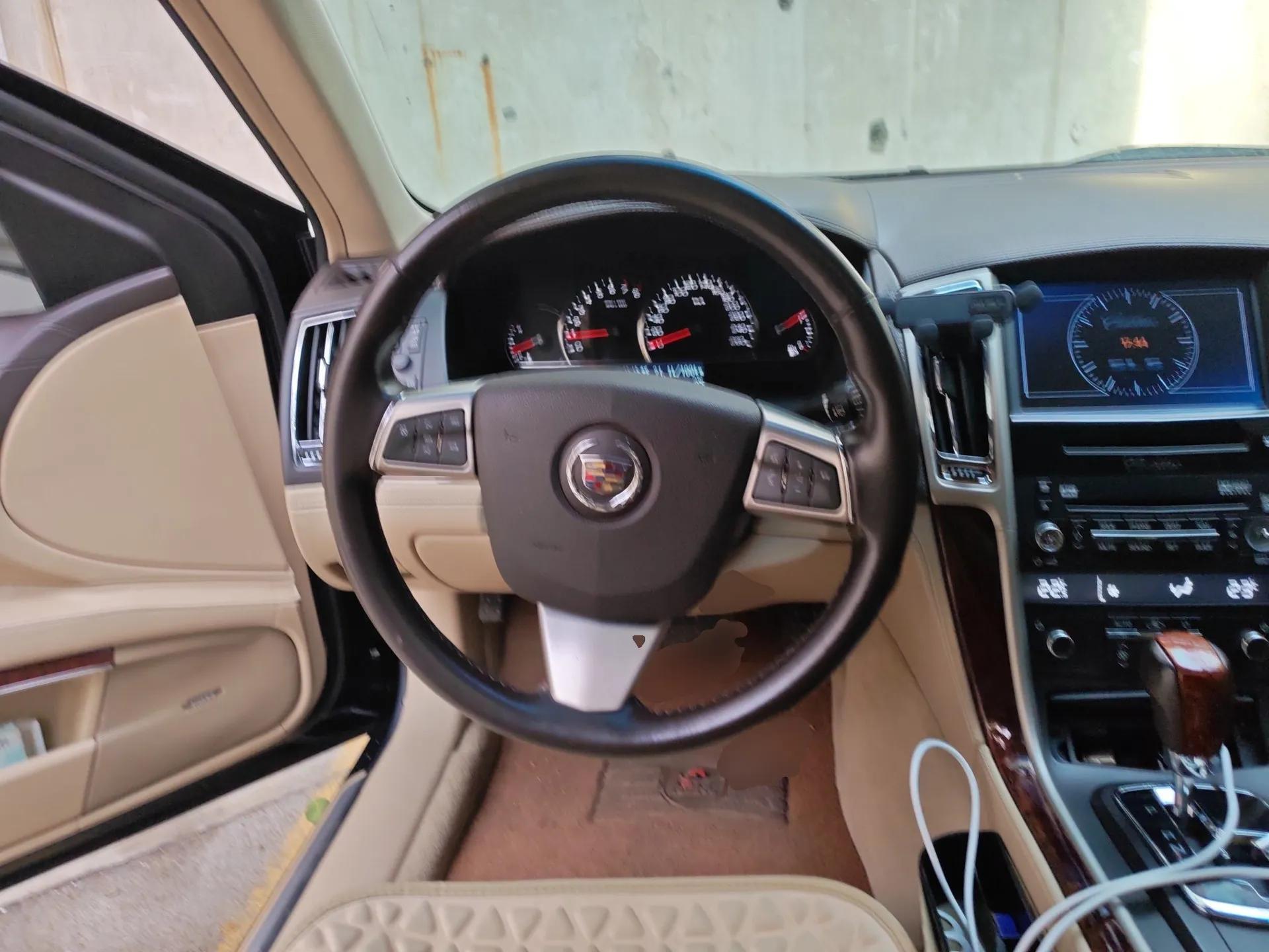 Cadillac SLS Seville 2011 2.0T Elite Edition — миниатюра 11