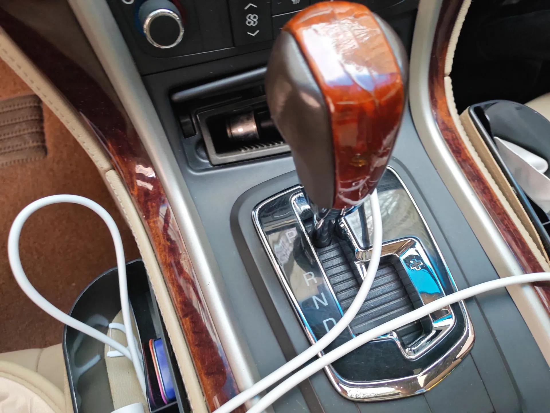 Cadillac SLS Seville 2011 2.0T Elite Edition — миниатюра 15