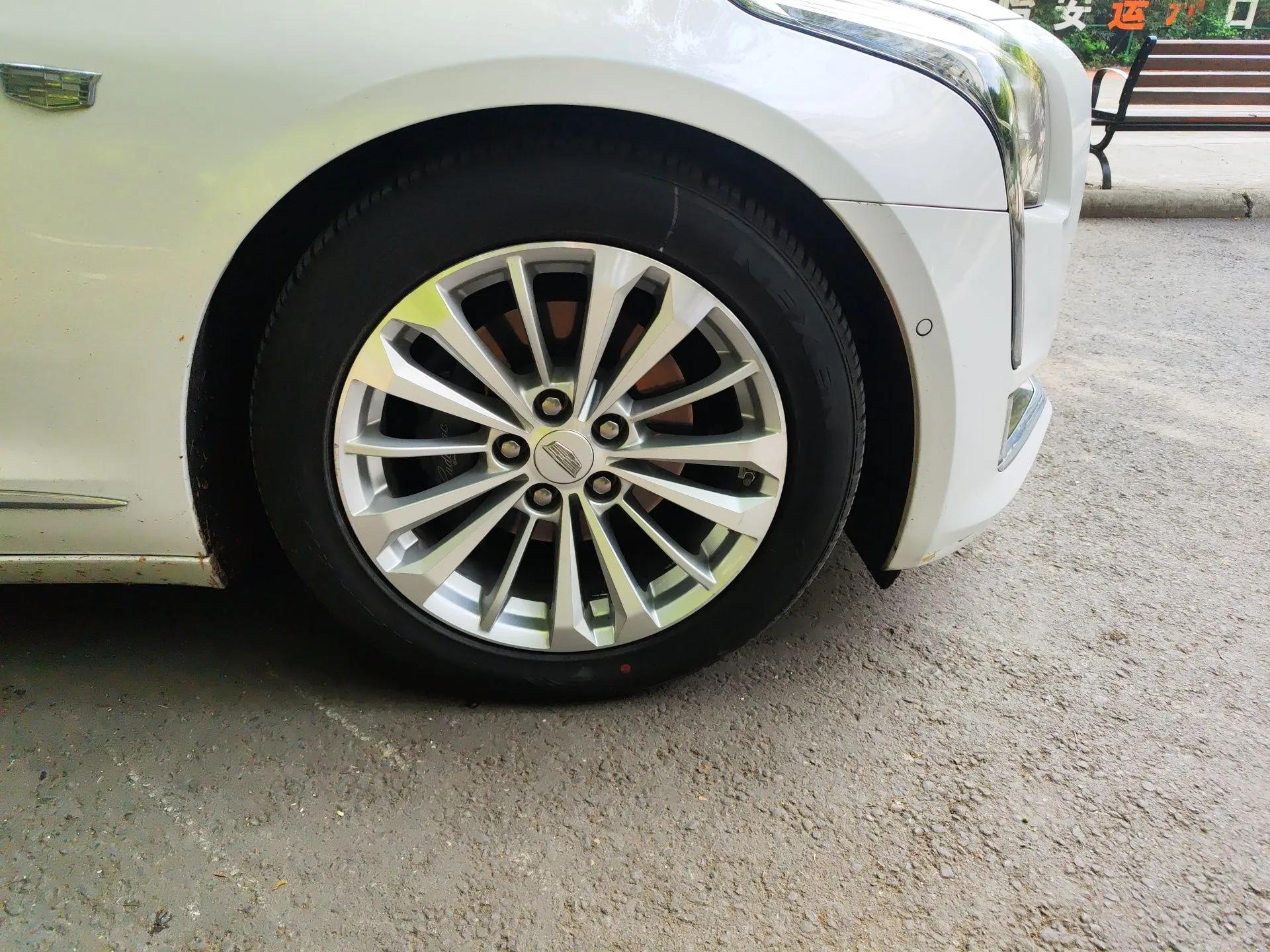 Cadillac CT6 PLUG-IN 2017 30E Premier Edition — миниатюра 8