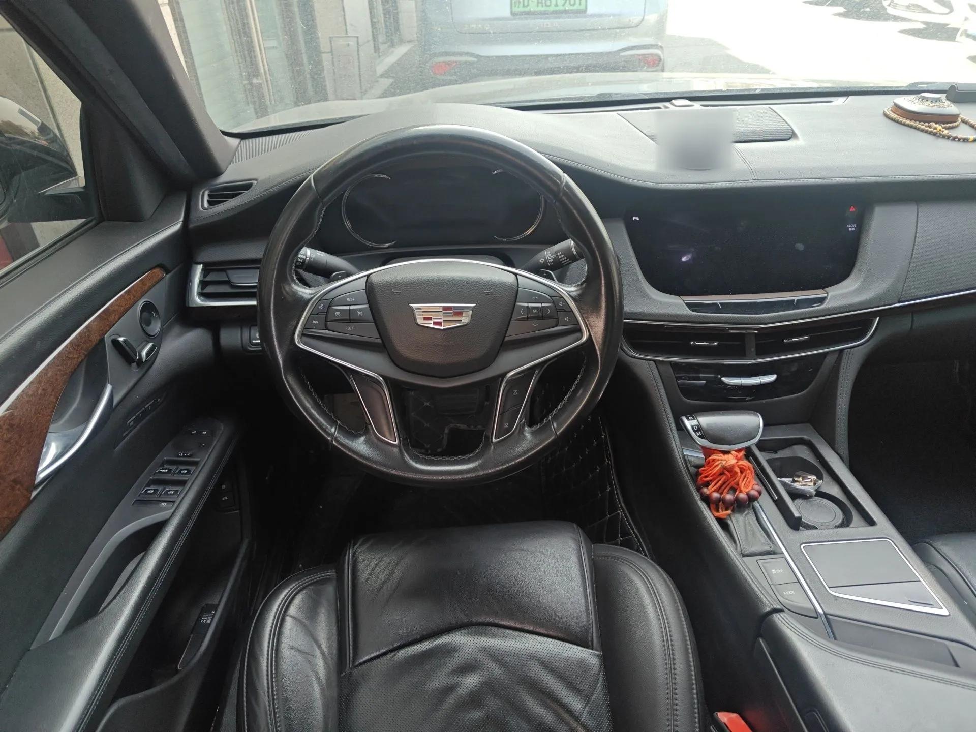 Cadillac CT6 PLUG-IN 2017 30E Elite Version — миниатюра 11