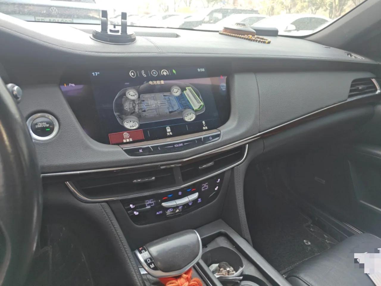 Cadillac CT6 PLUG-IN 2017 30E Elite Version — миниатюра 14