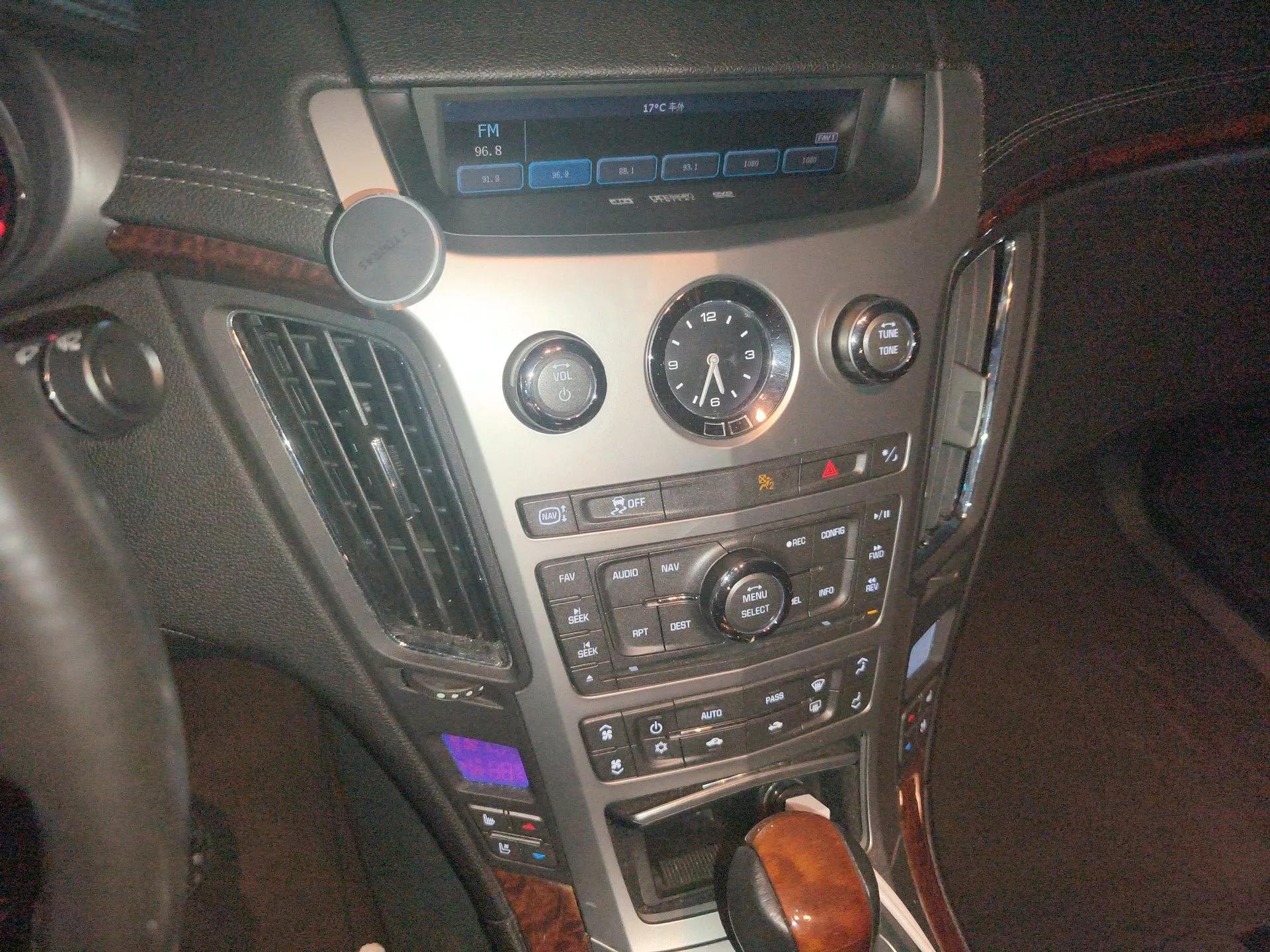 Cadillac CTS 2012 3.0L Luxury Sport Edition — миниатюра 14