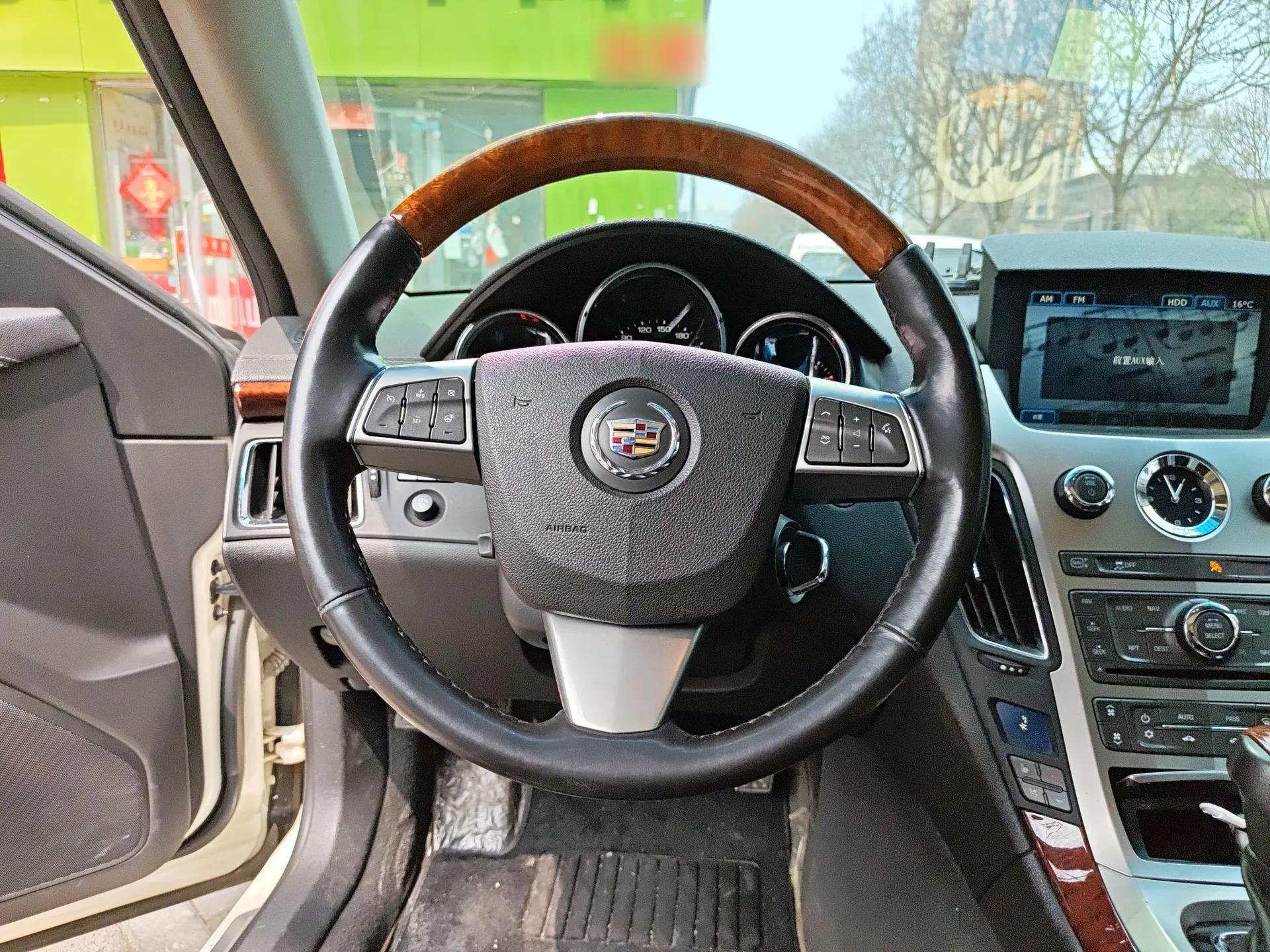 Cadillac CTS 2010 3.0 Luxury Sport Edition — миниатюра 11