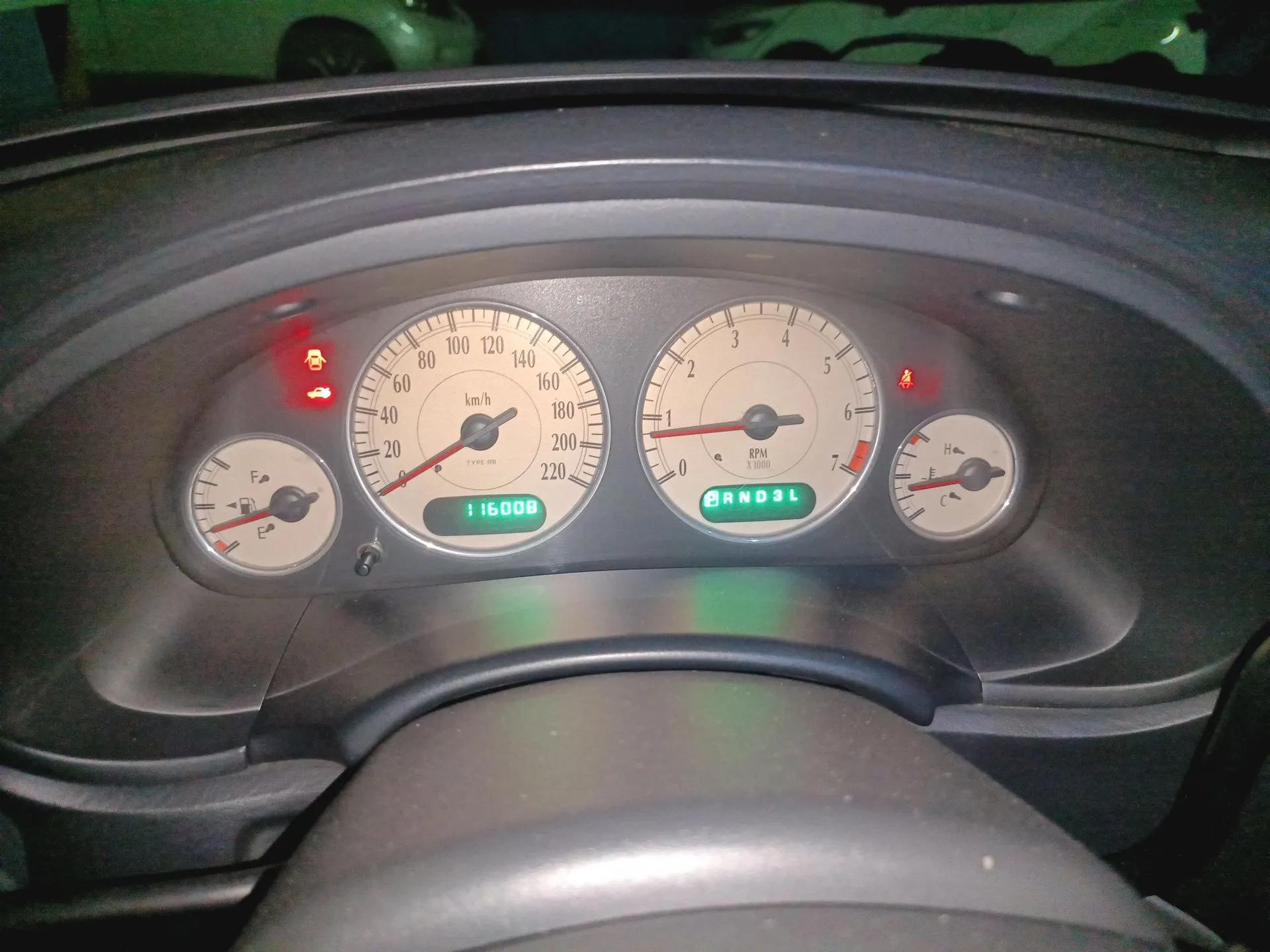 Chrysler Grand Voyager  — миниатюра 13