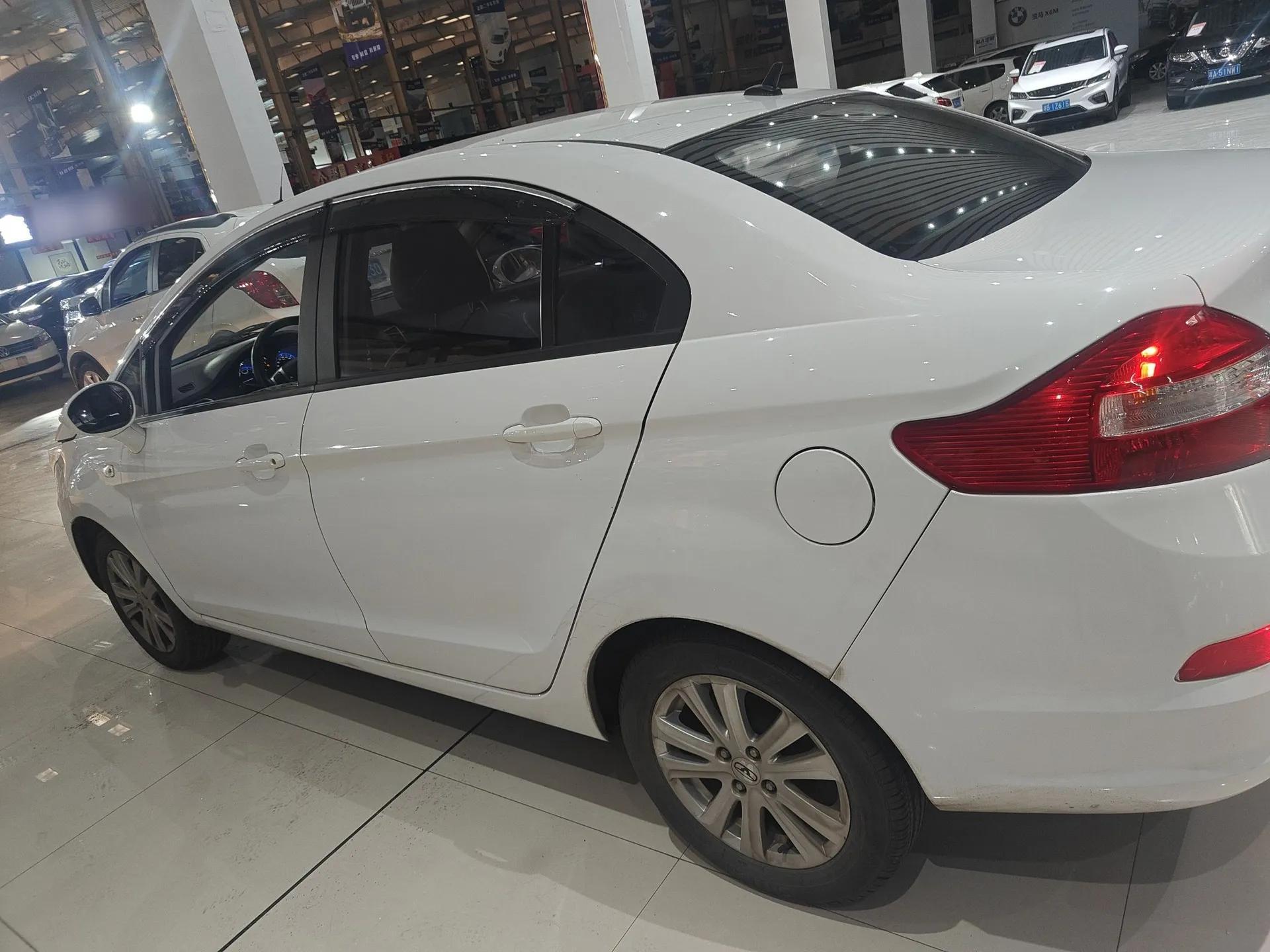 Cowin C3 2016 1.5L Automatic Hongzuan Edition — миниатюра 3