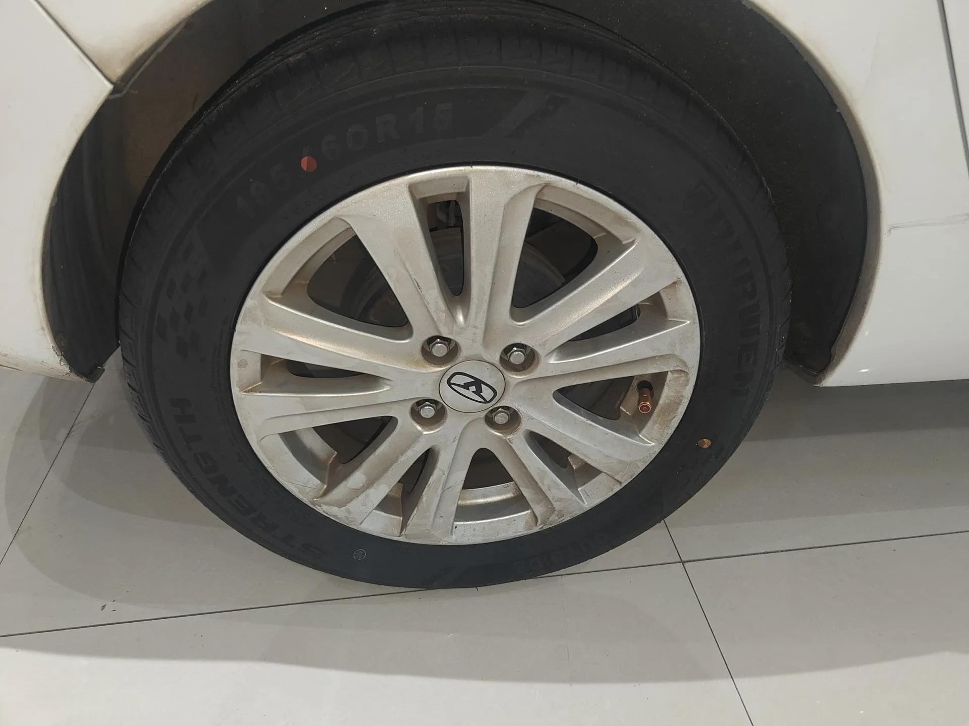 Cowin C3 2016 1.5L Automatic Hongzuan Edition — миниатюра 10