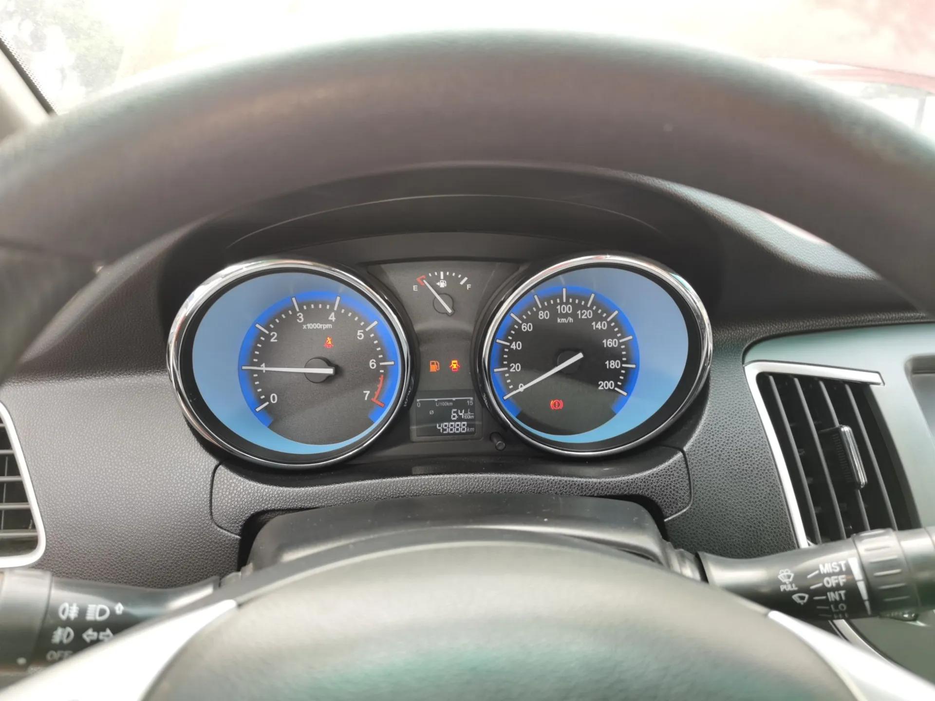 Cowin C3 2015 1.5L Manual Gold Diamond Edition — миниатюра 14