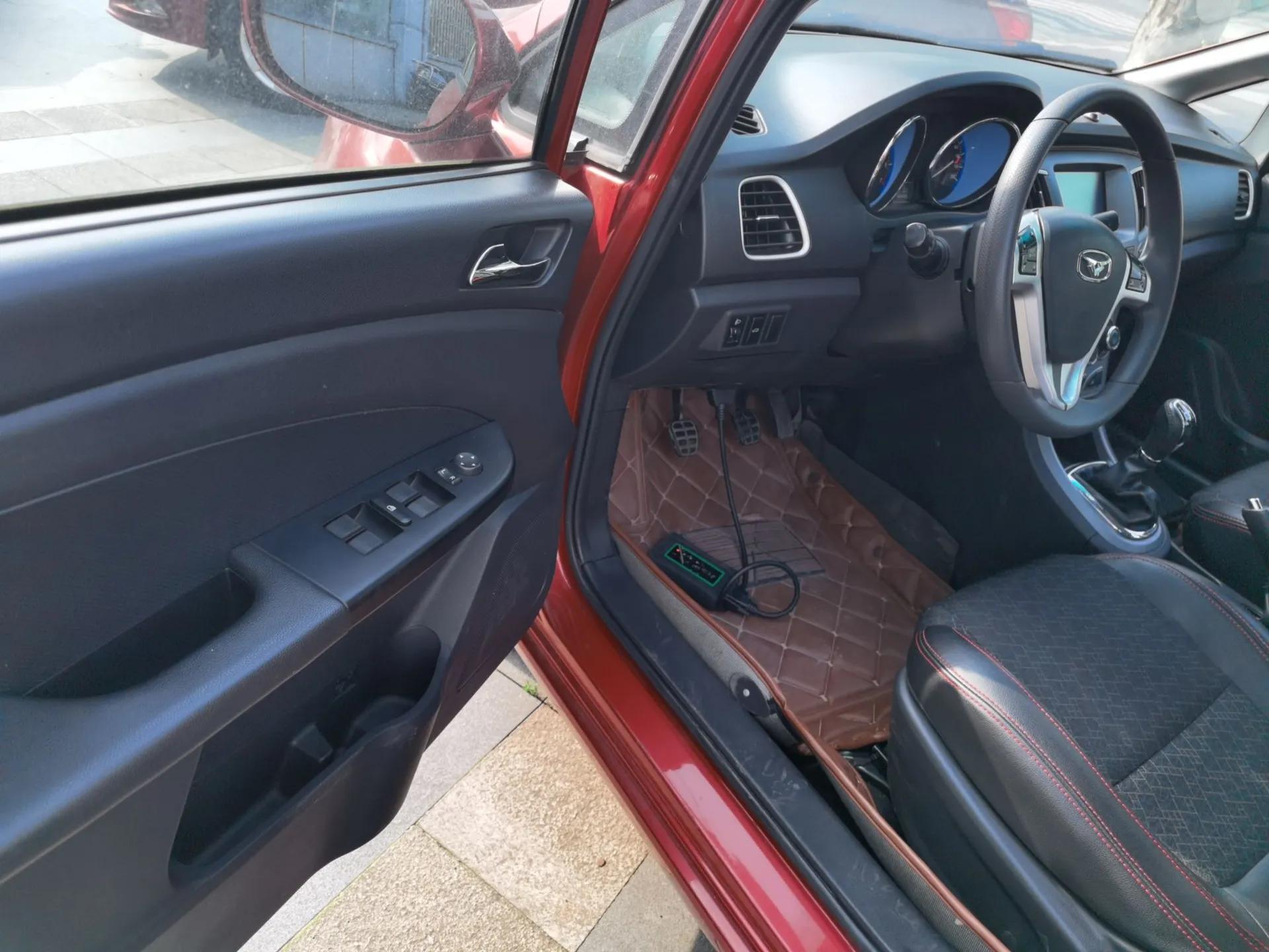 Cowin C3 2015 1.5L Manual Gold Diamond Edition — миниатюра 18