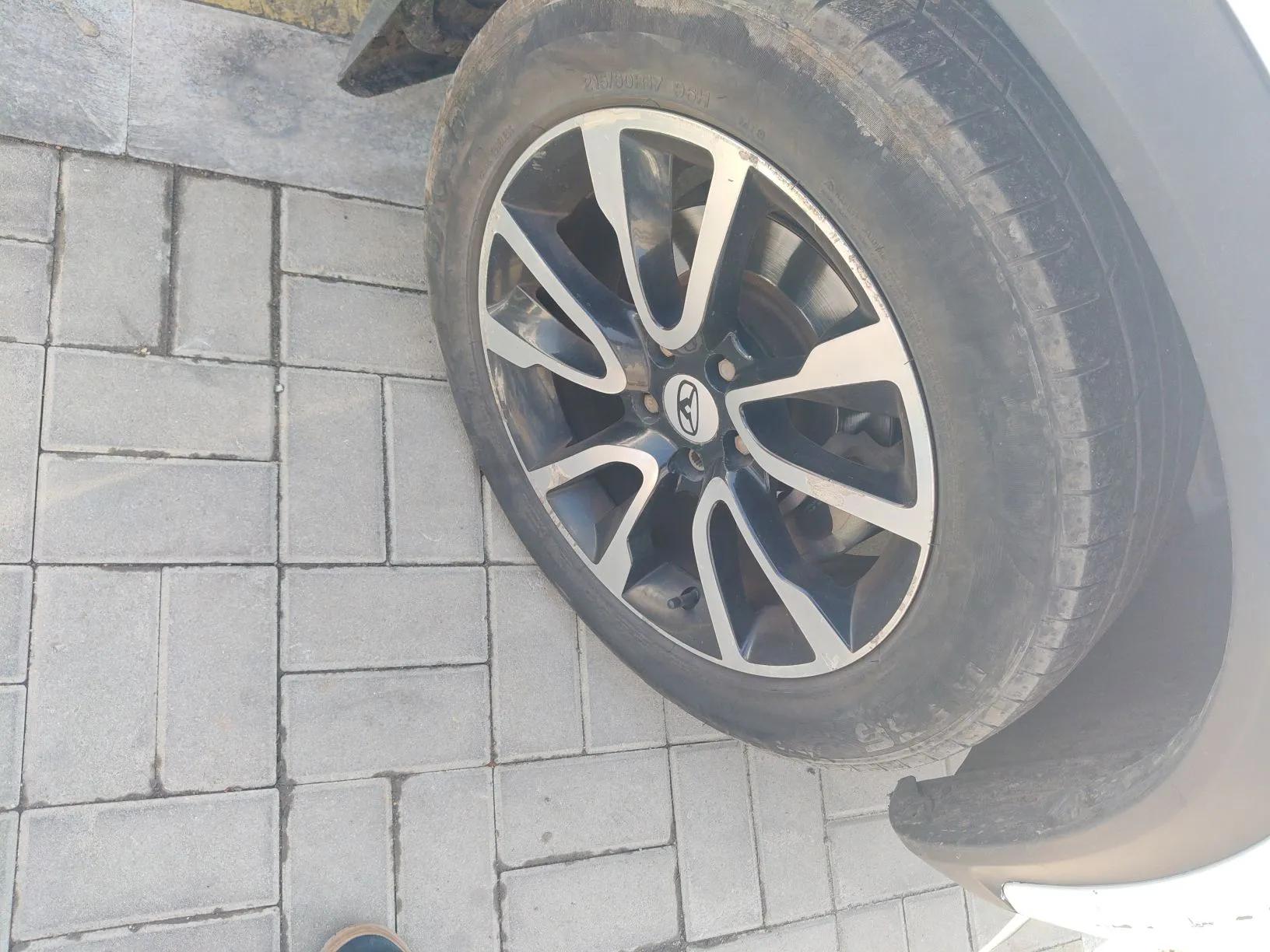 Cowin X3 2016 1.6L CVT Enthusiast Edition — миниатюра 8